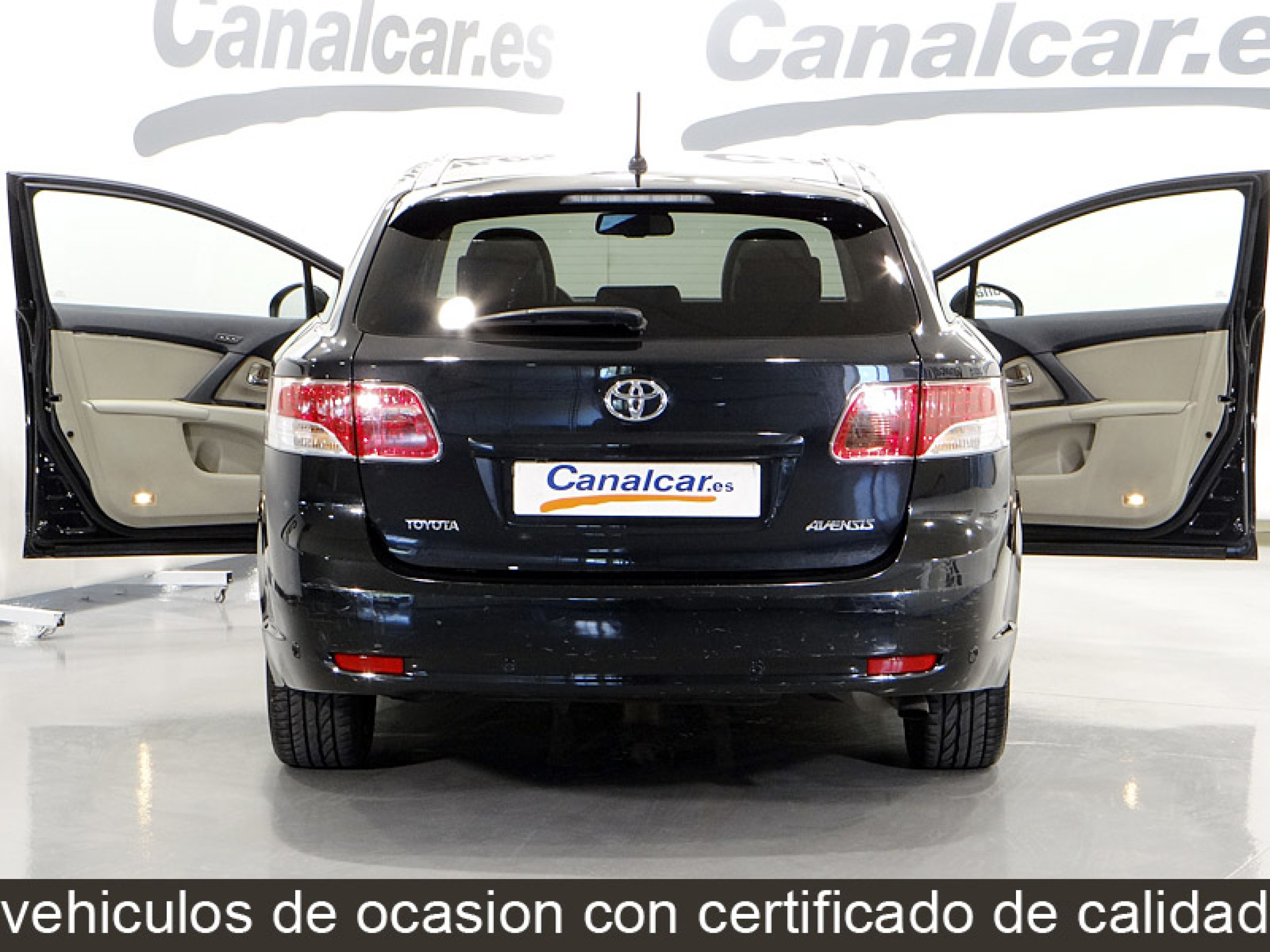 Foto Toyota Avensis 9