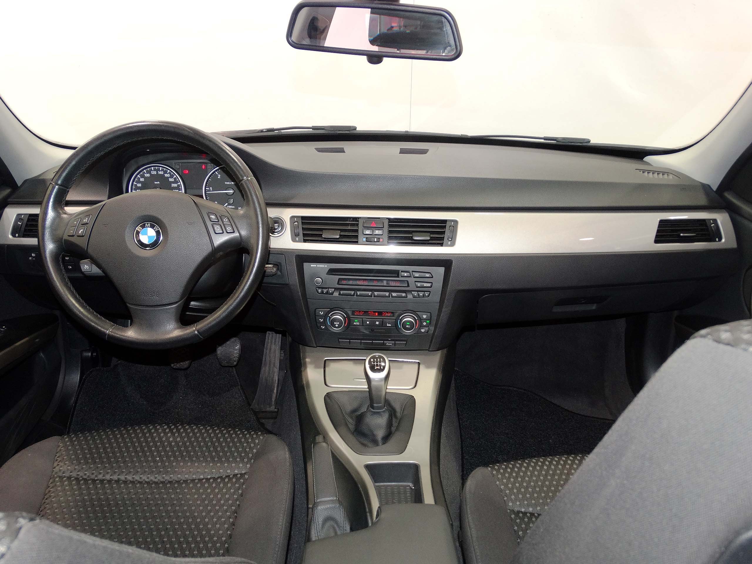 Foto Bmw 318 14