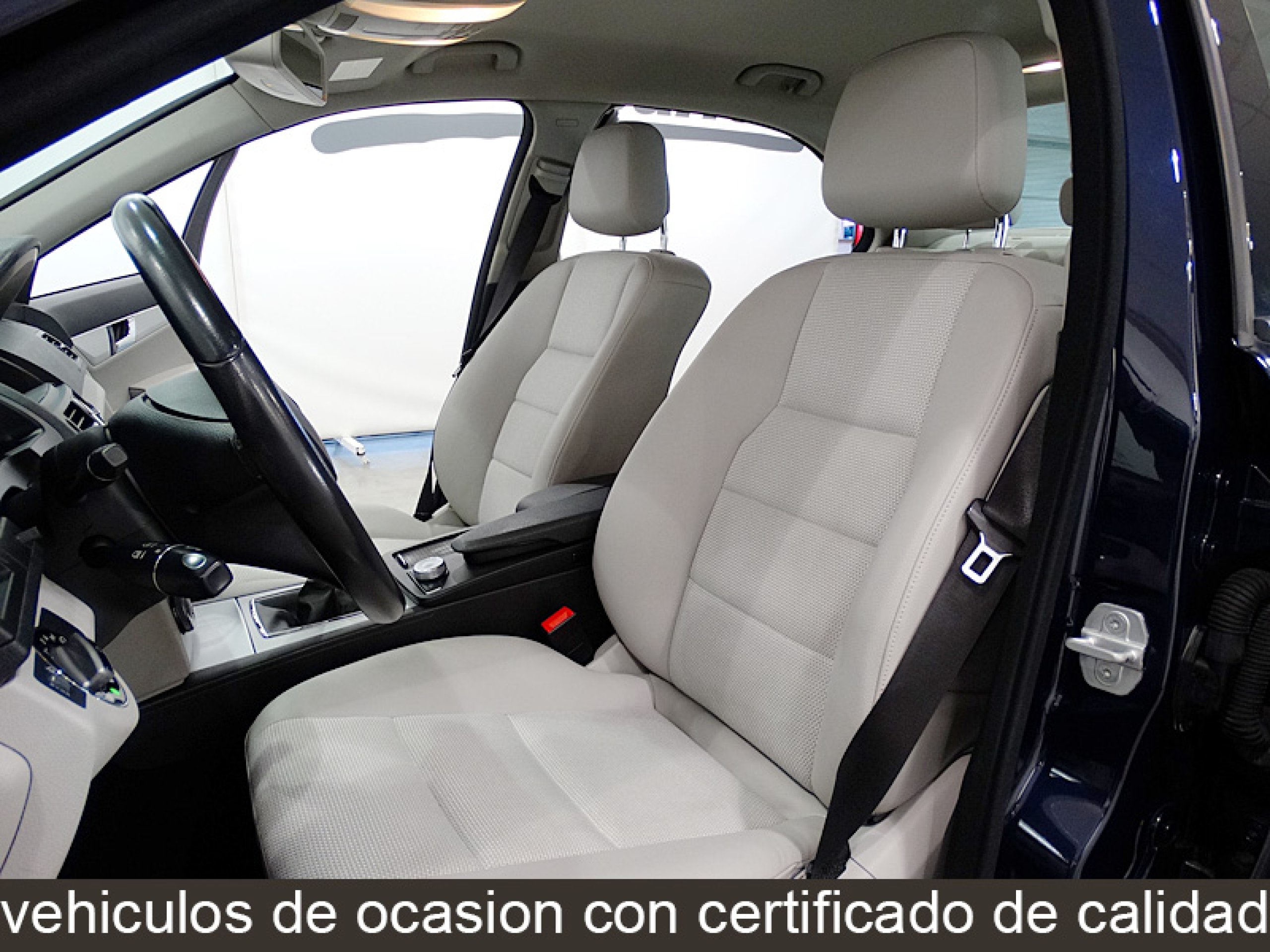 Foto Mercedes-Benz C 180 19