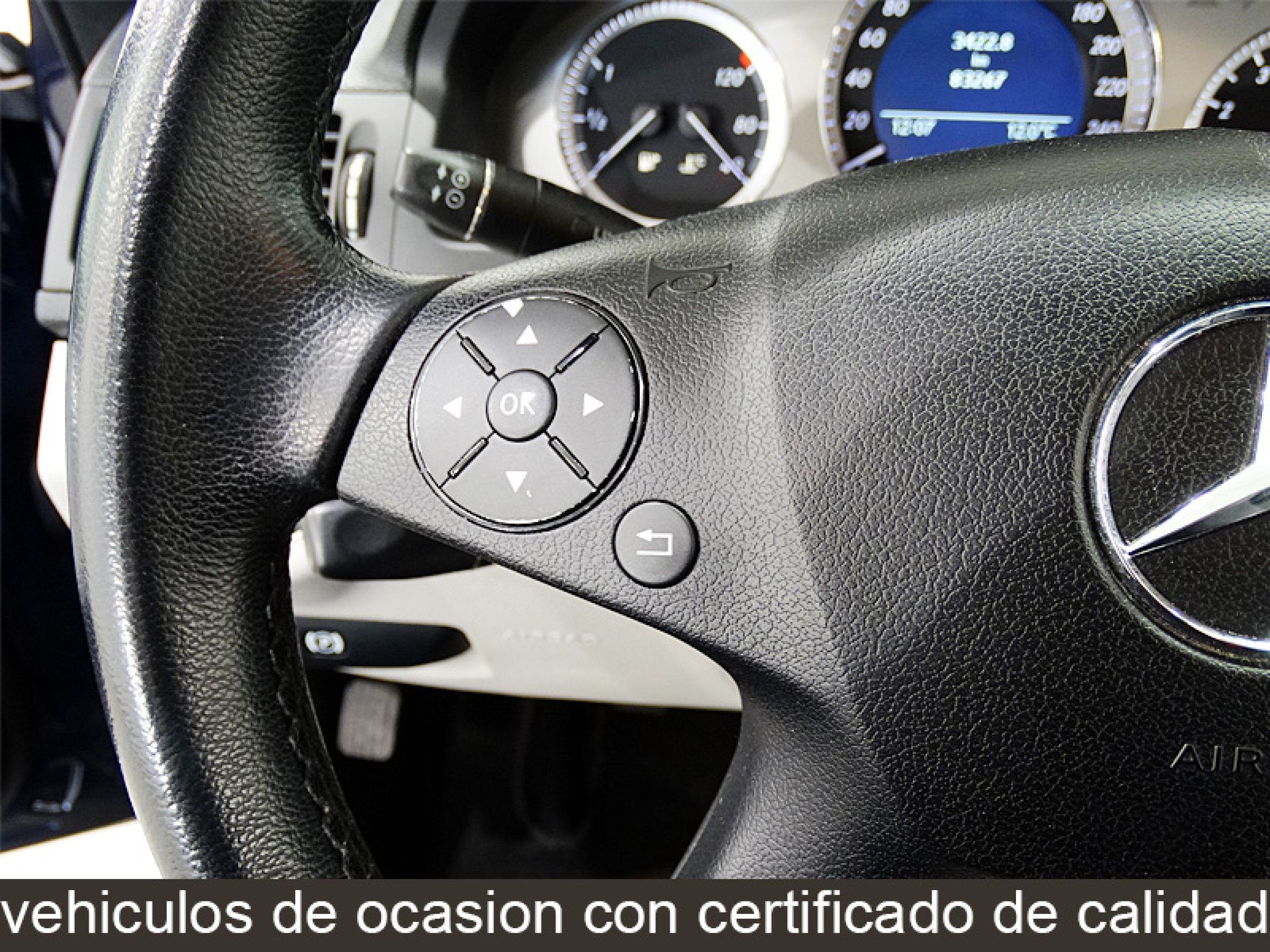 Foto Mercedes-Benz C 180 34