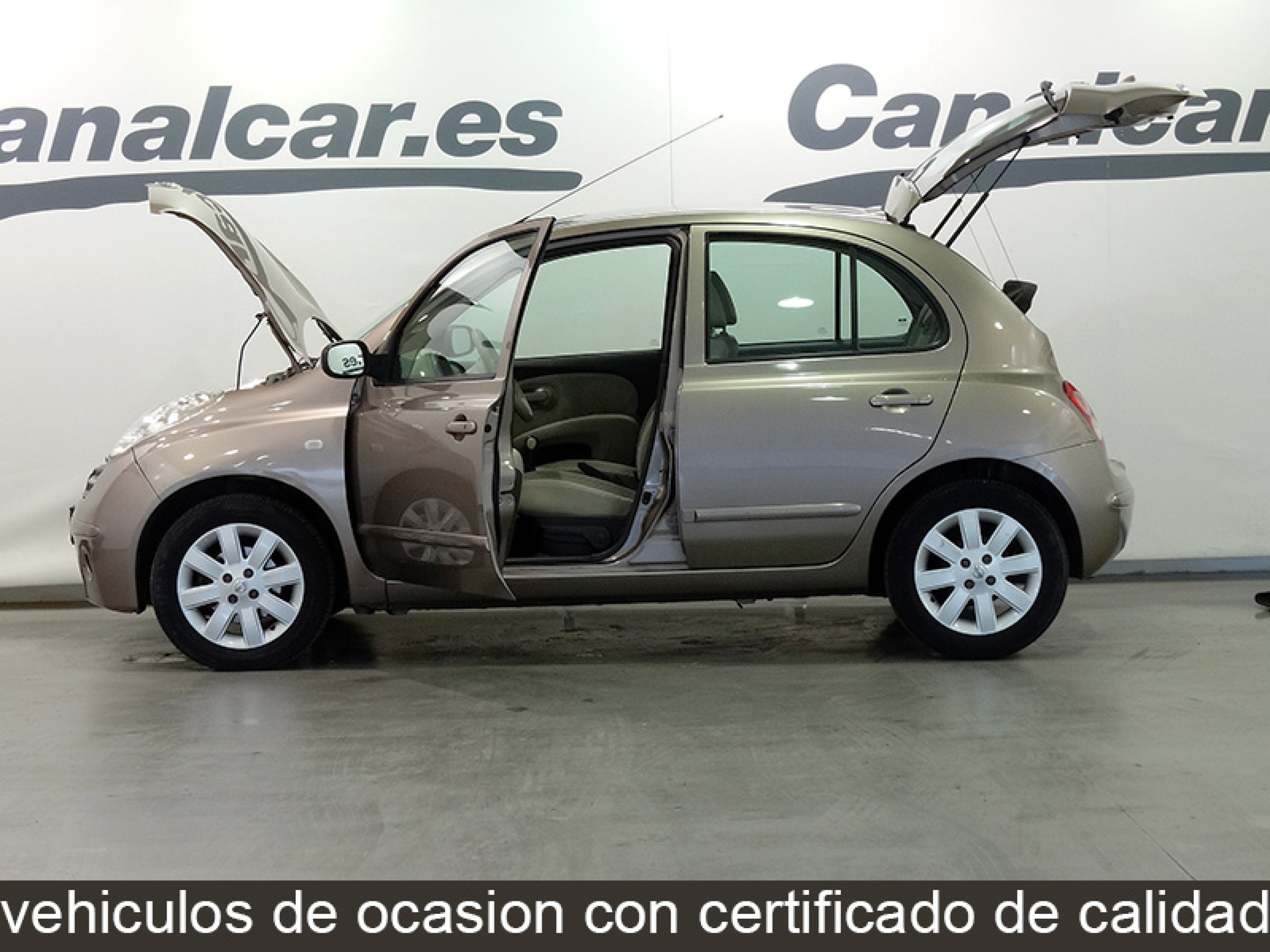 Foto Nissan Micra 10
