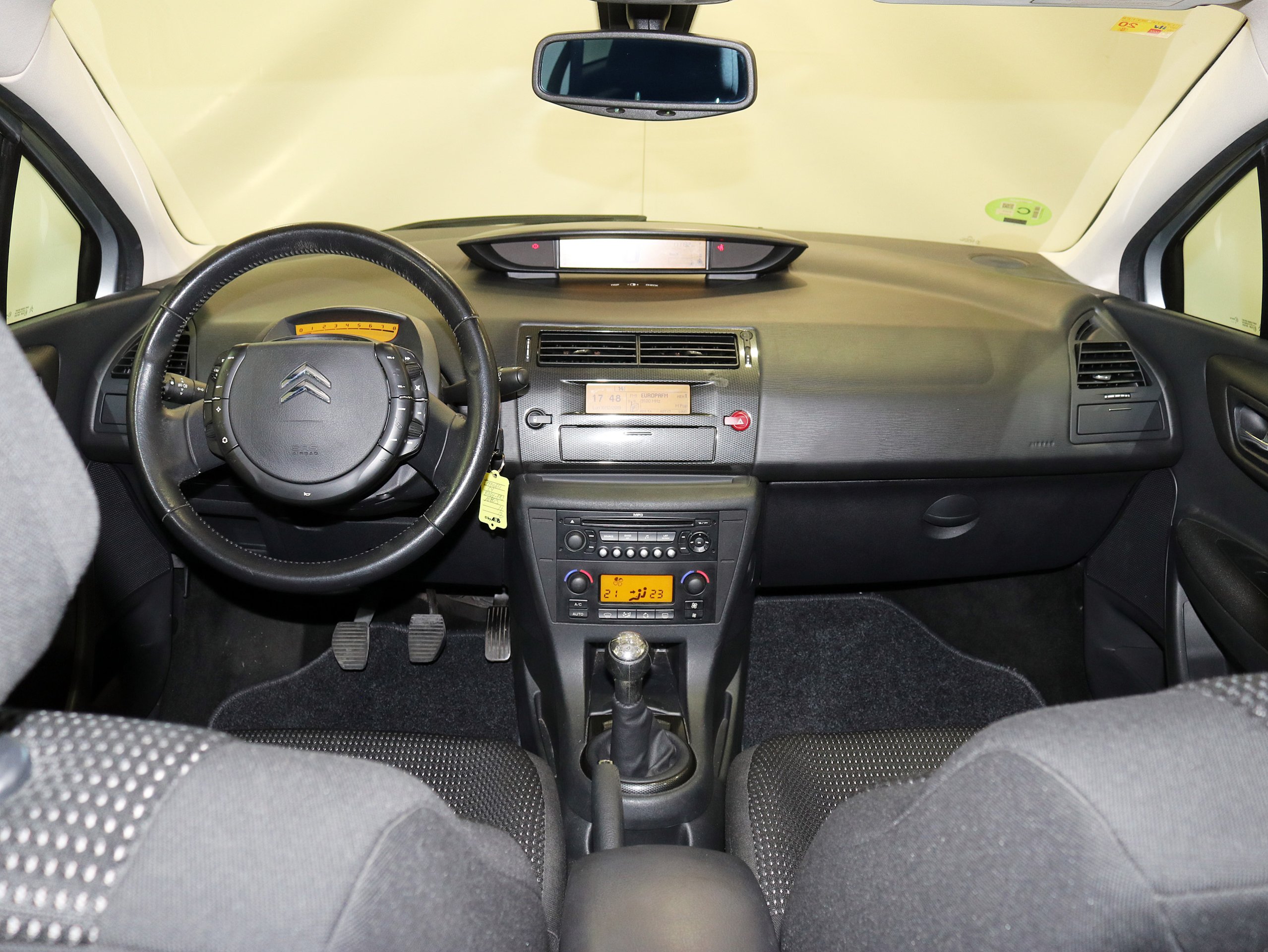 Foto Citroen C4 17