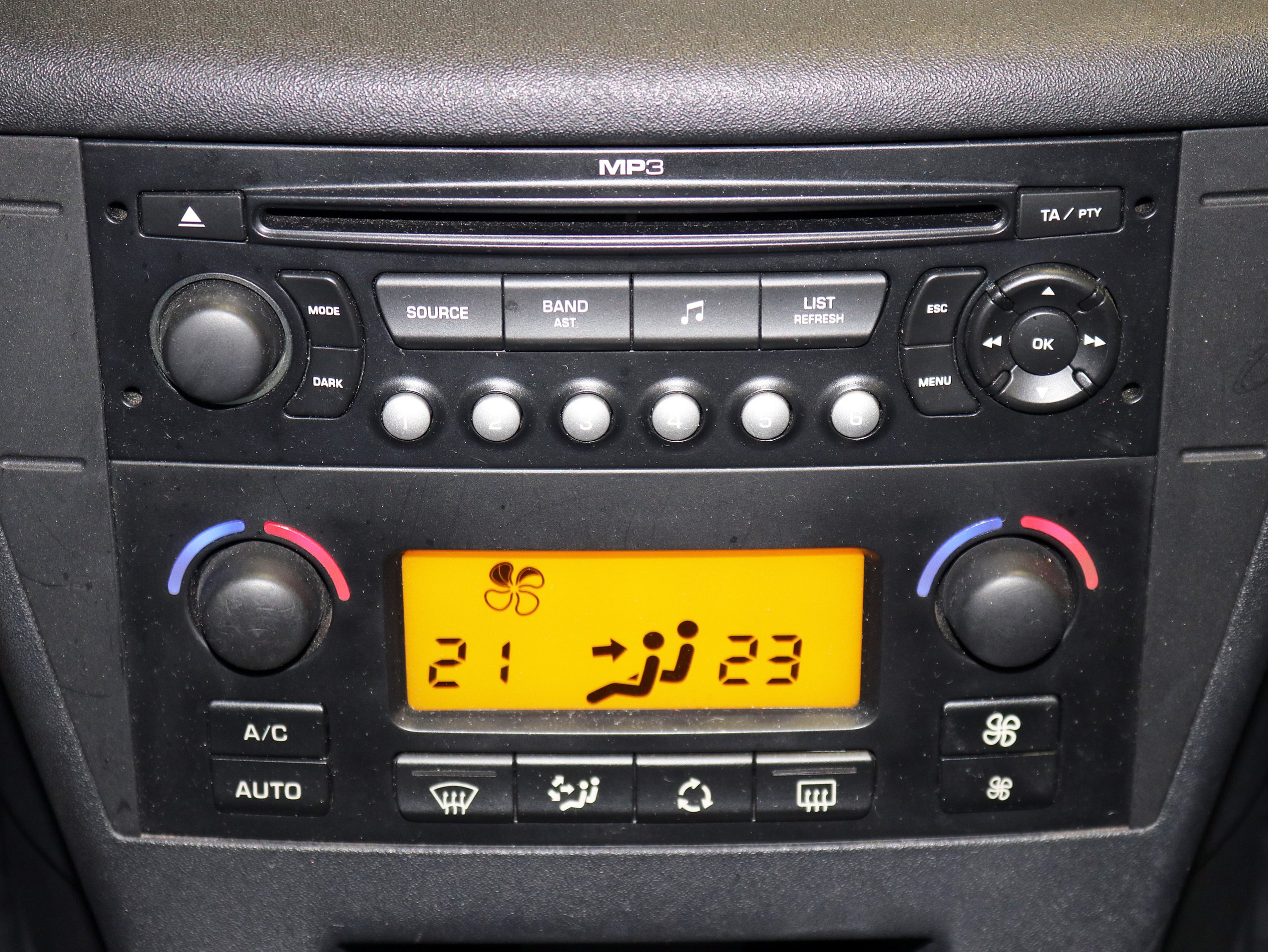 Foto Citroen C4 22