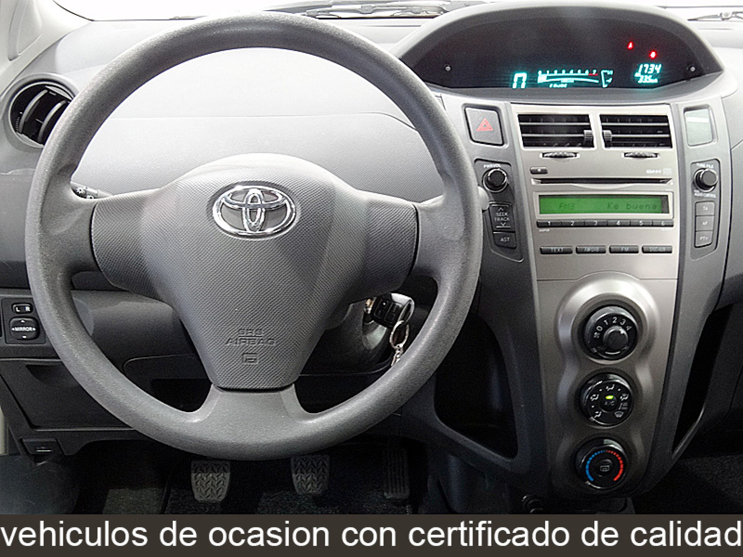 Foto Toyota Yaris 24