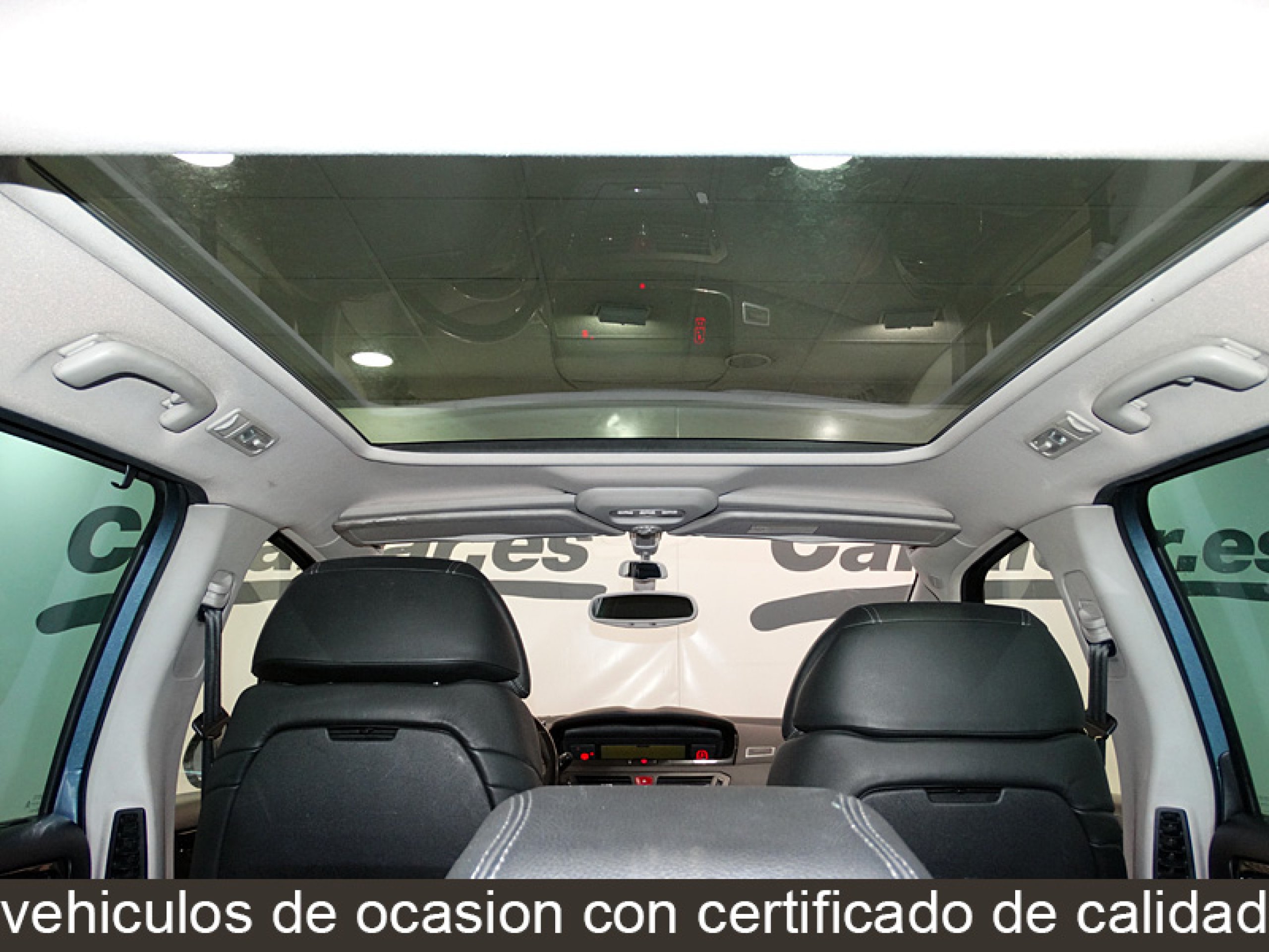 Foto Citroen Grand C4 Picasso 23