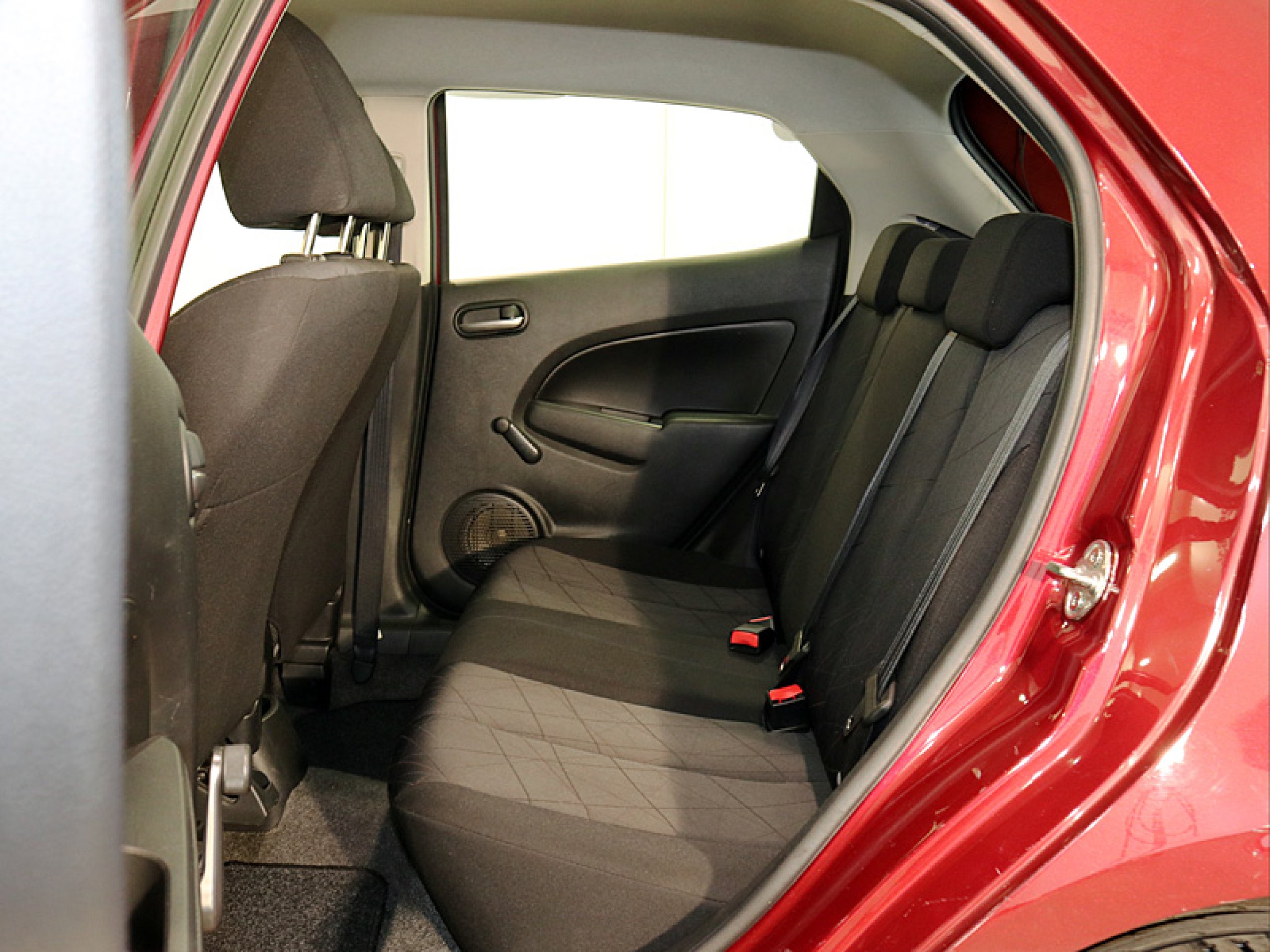 Foto Mazda 2 16