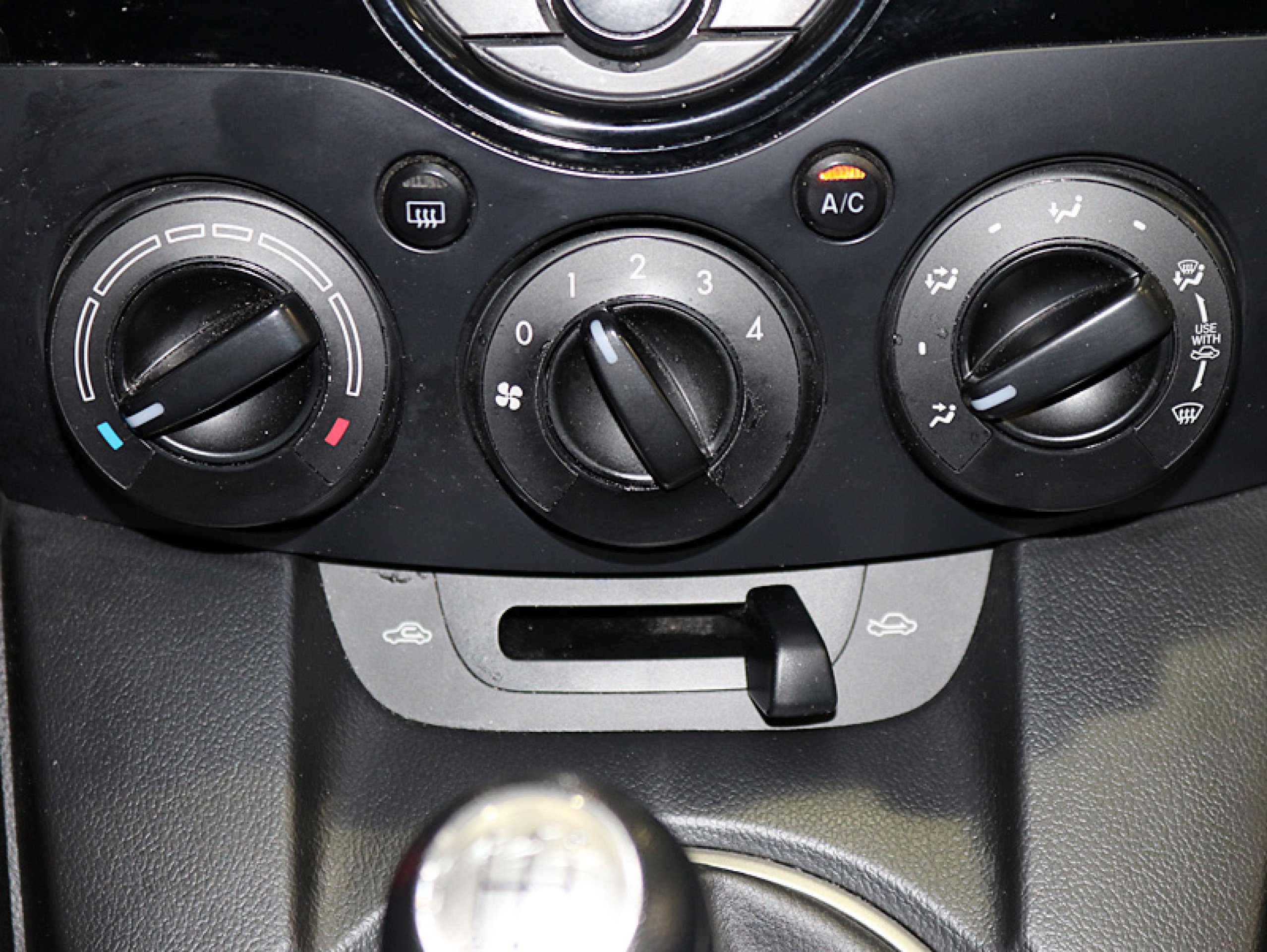 Foto Mazda 2 18