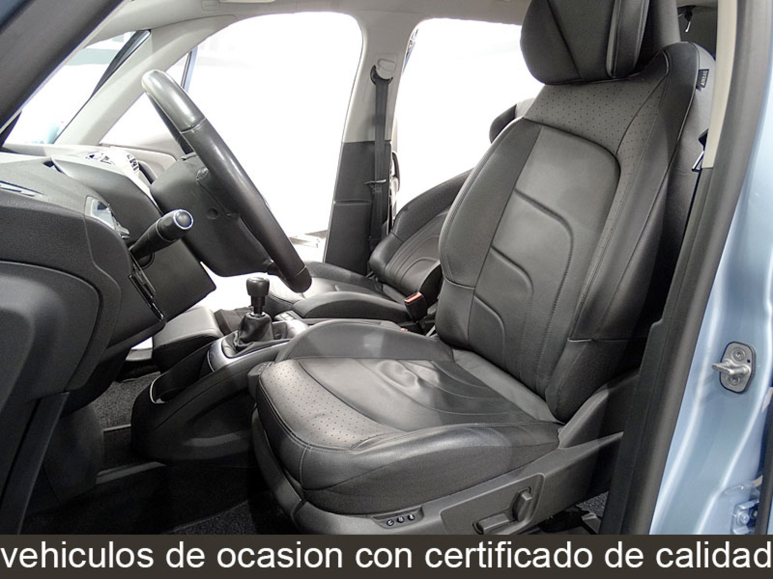 Foto Citroen Grand C4 Picasso 22