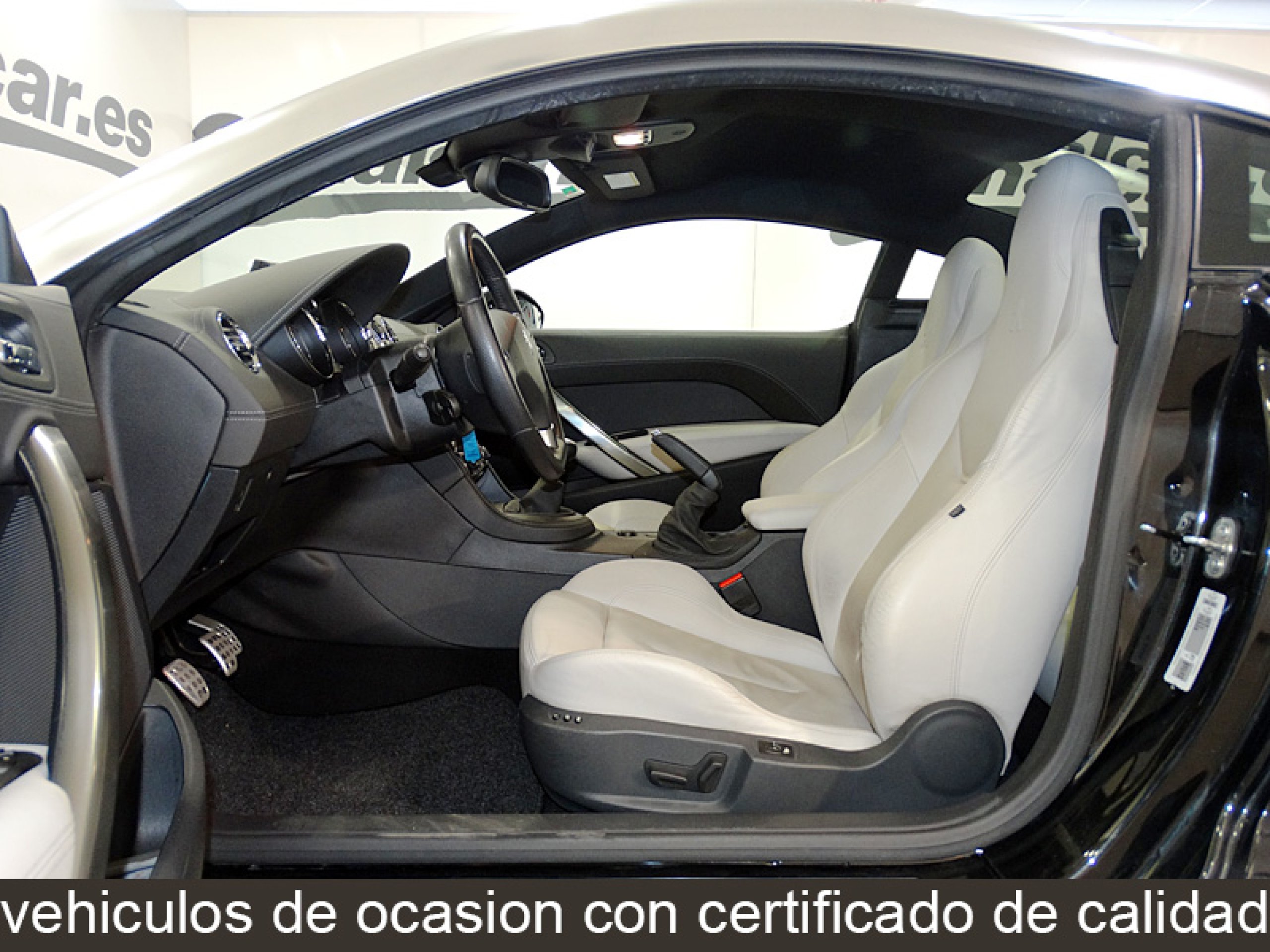 Foto Peugeot RCZ 15