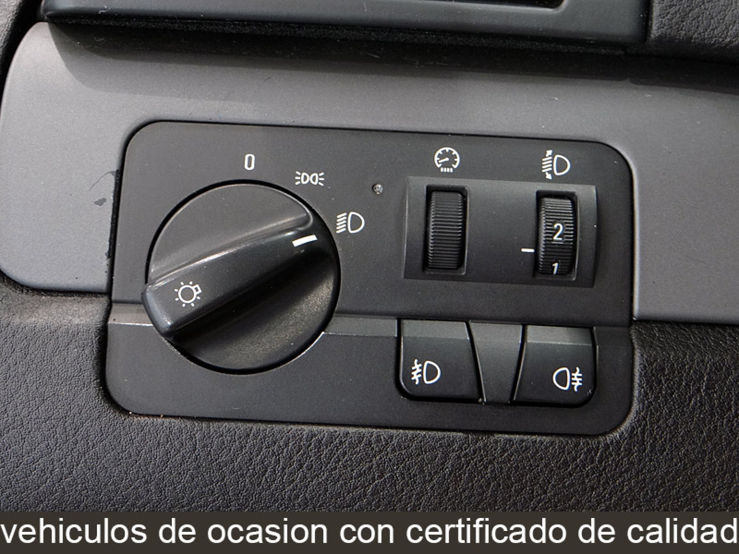 Foto Bmw 320 32