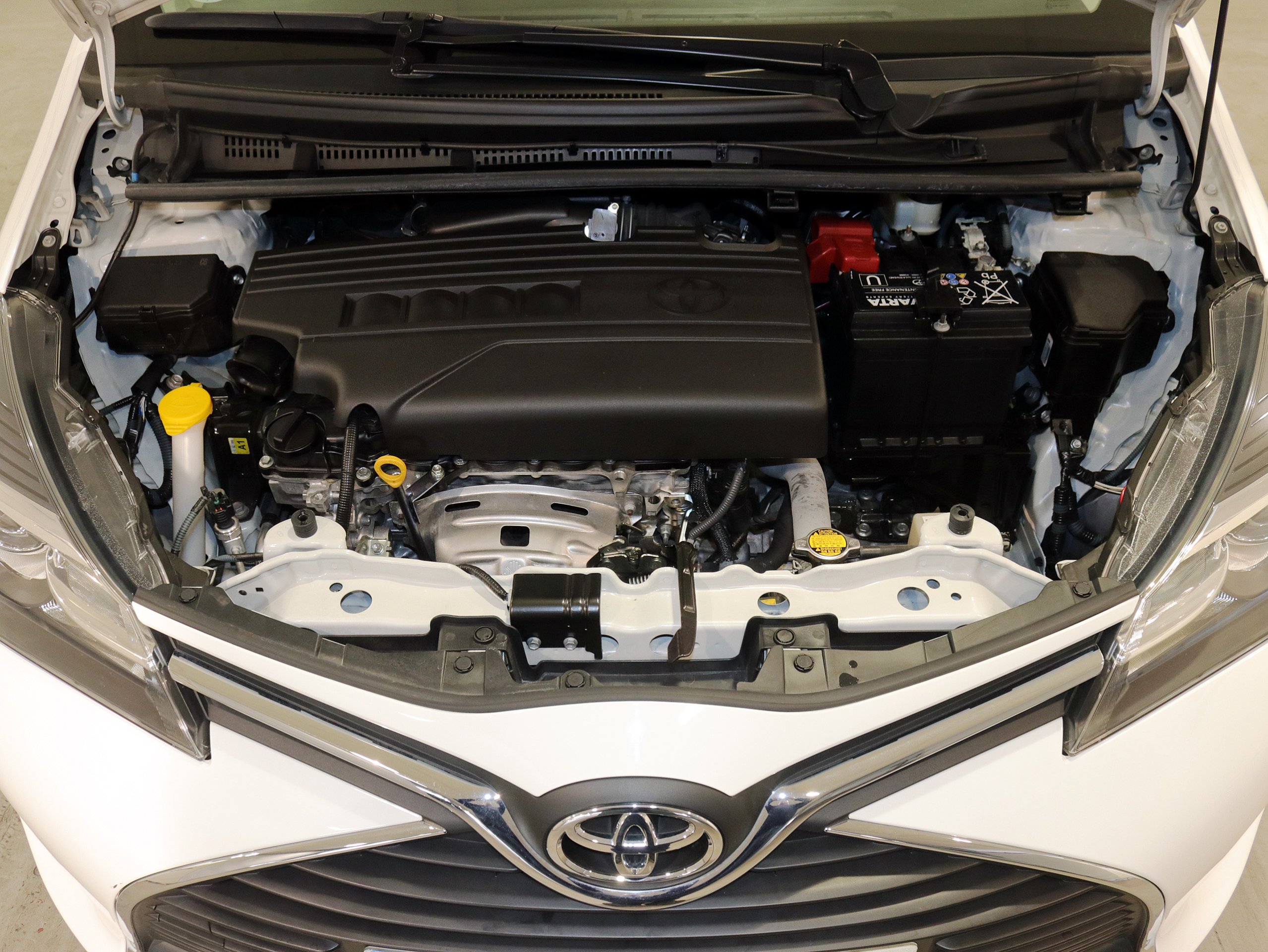 Foto Toyota Yaris 8
