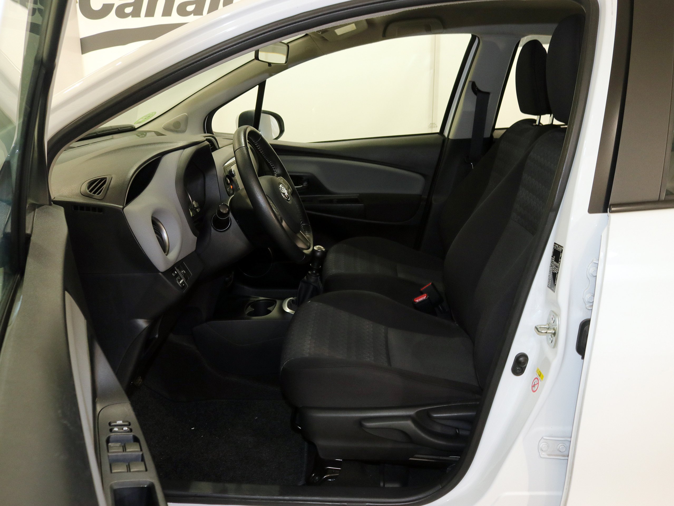 Foto Toyota Yaris 15