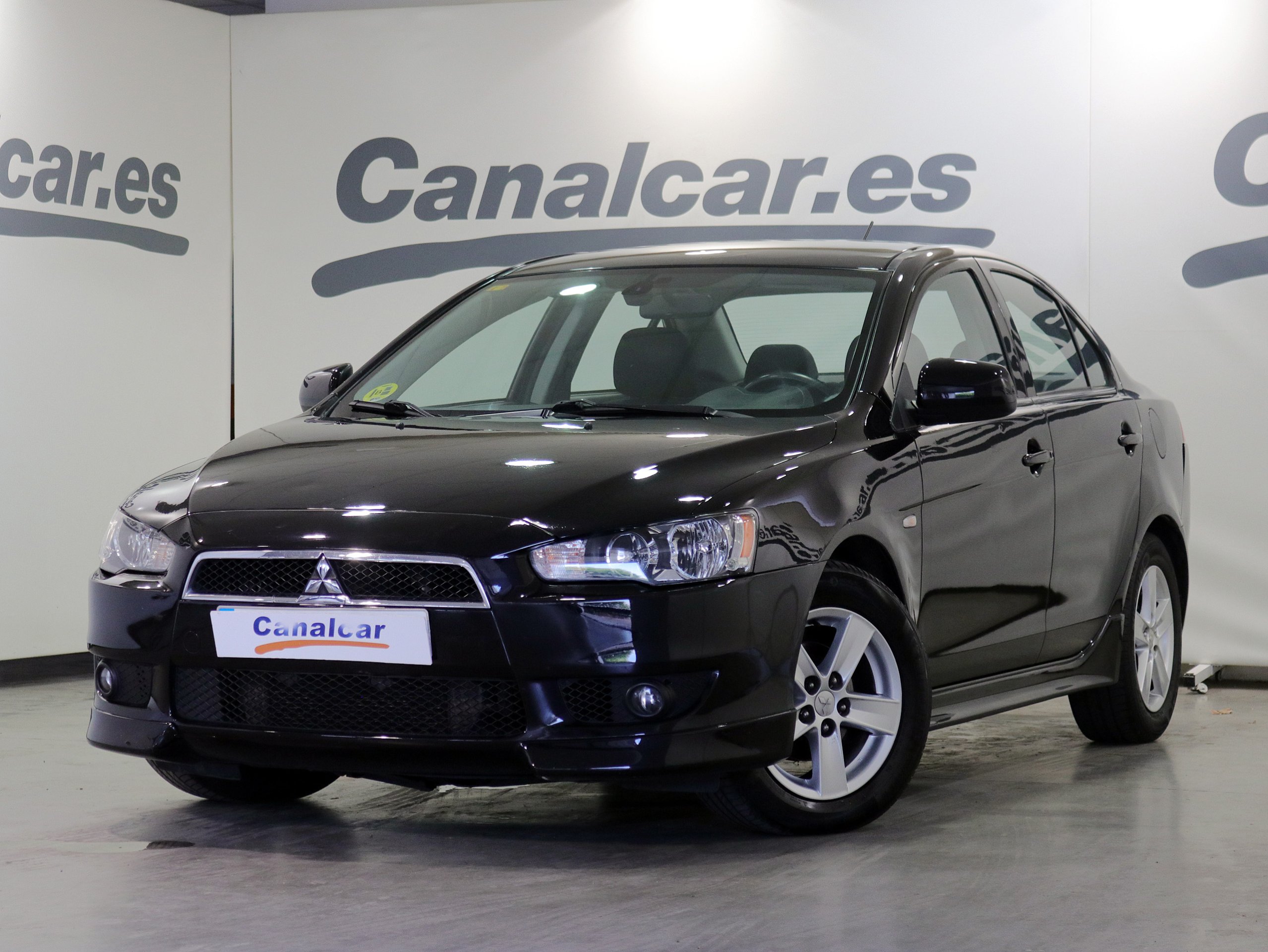 Foto Mitsubishi Lancer 1 Foto Mitsubishi Lancer 1