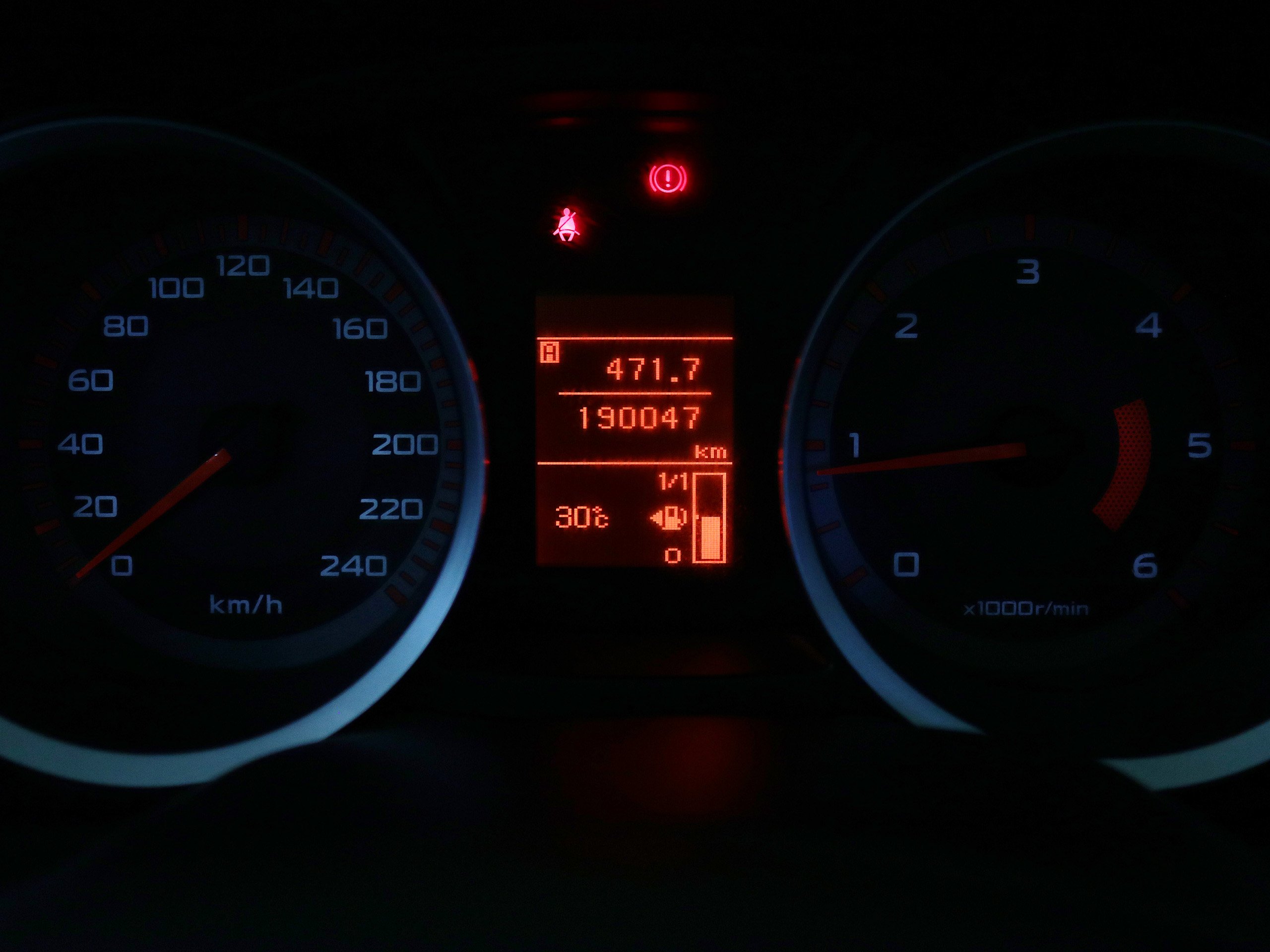 Foto Mitsubishi Lancer 19 Foto Mitsubishi Lancer 19