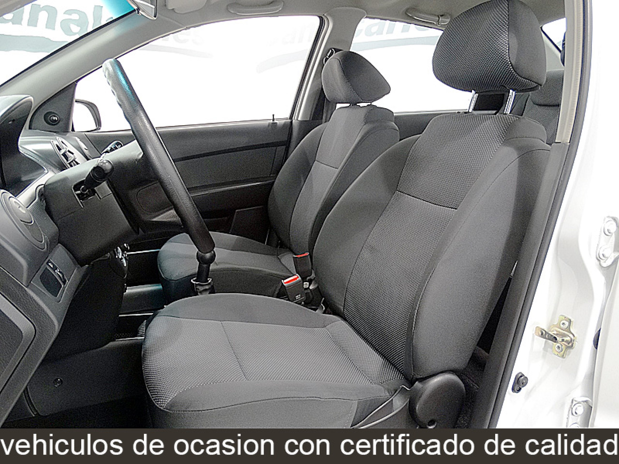 Foto Chevrolet Aveo 19