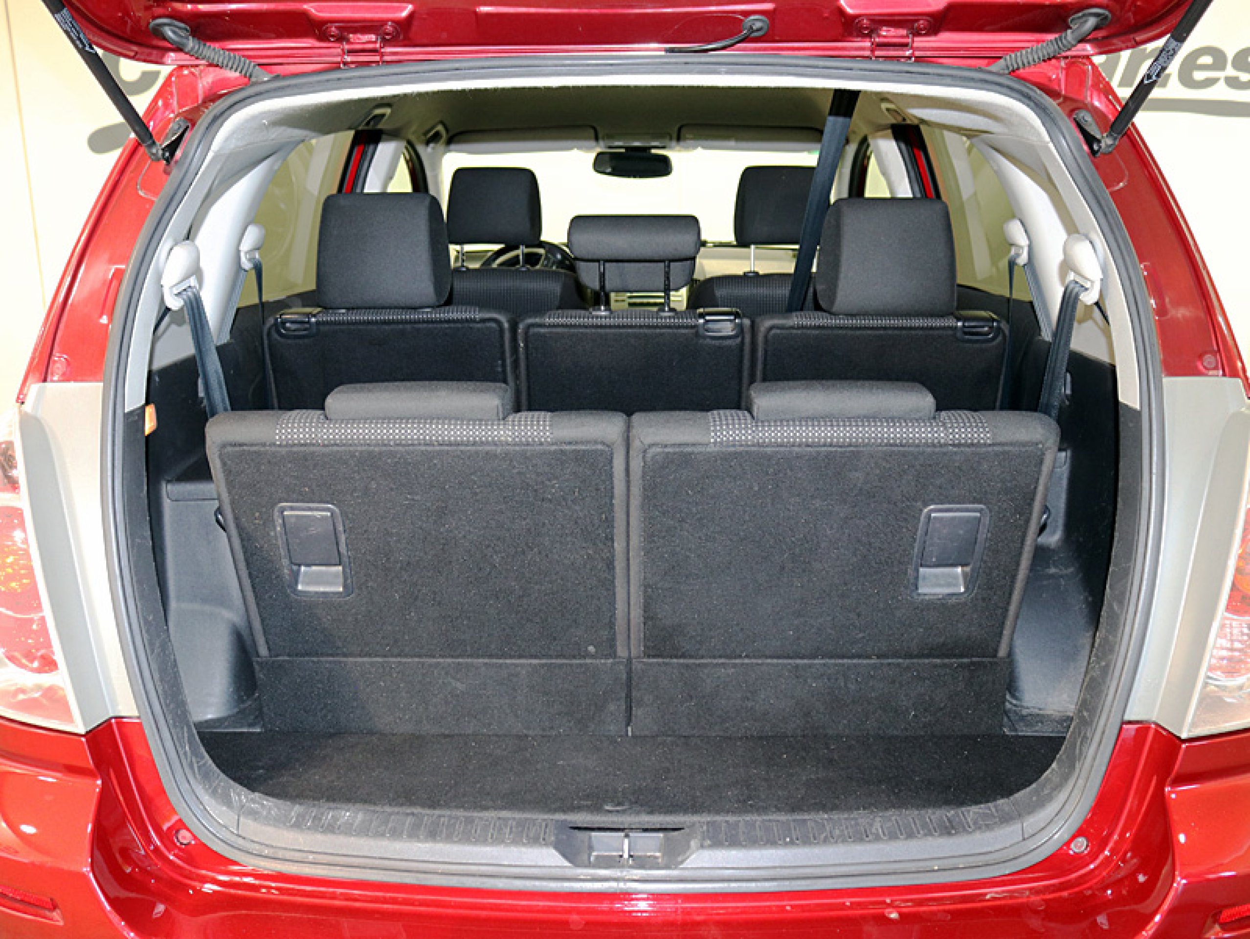 Foto Toyota Verso 10