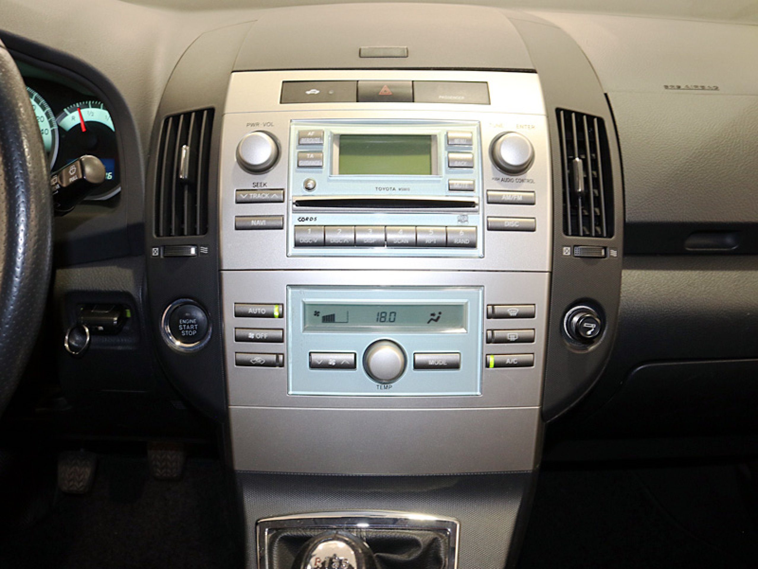 Foto Toyota Verso 18