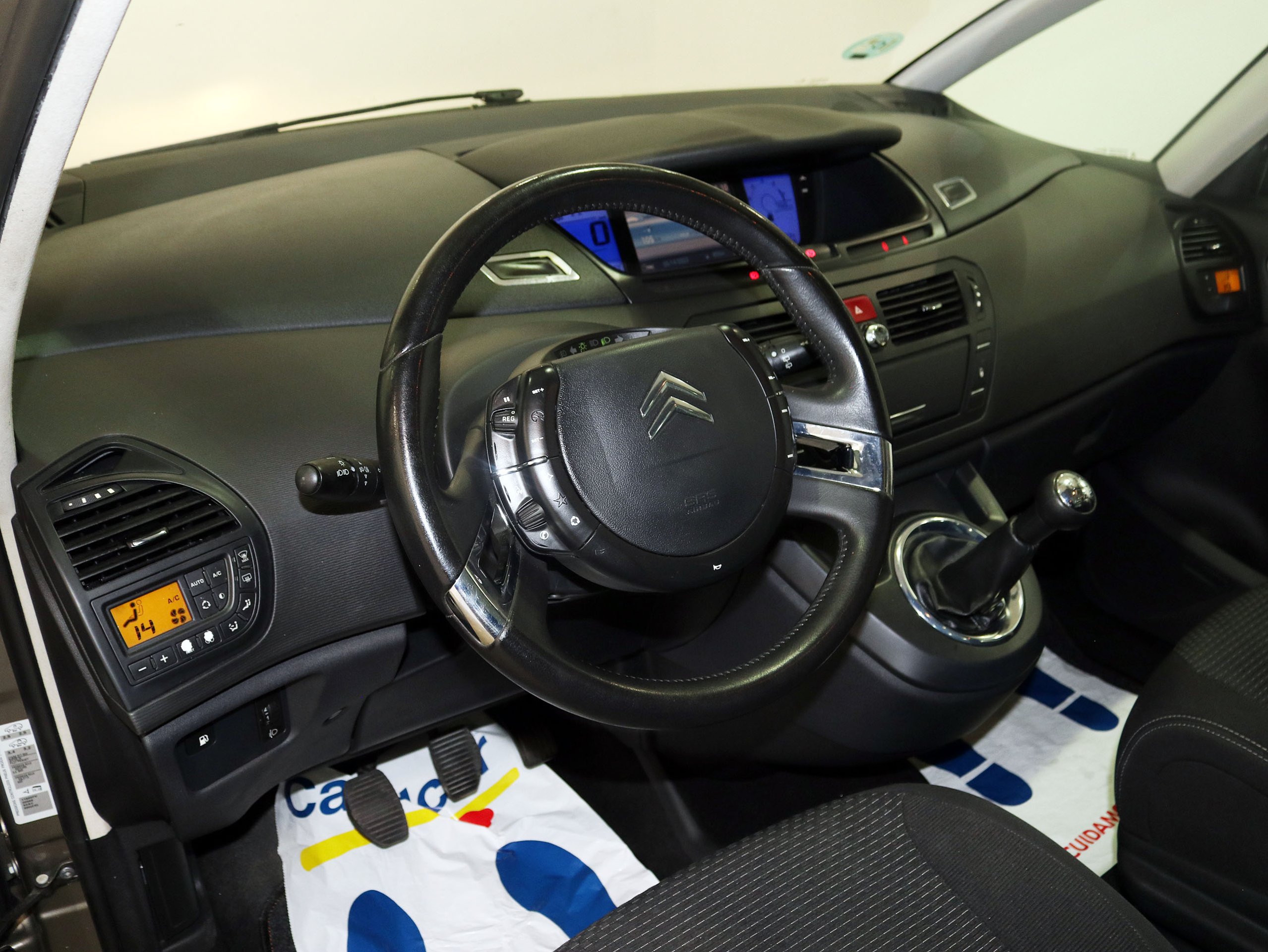 Foto Citroen C4 Picasso 14