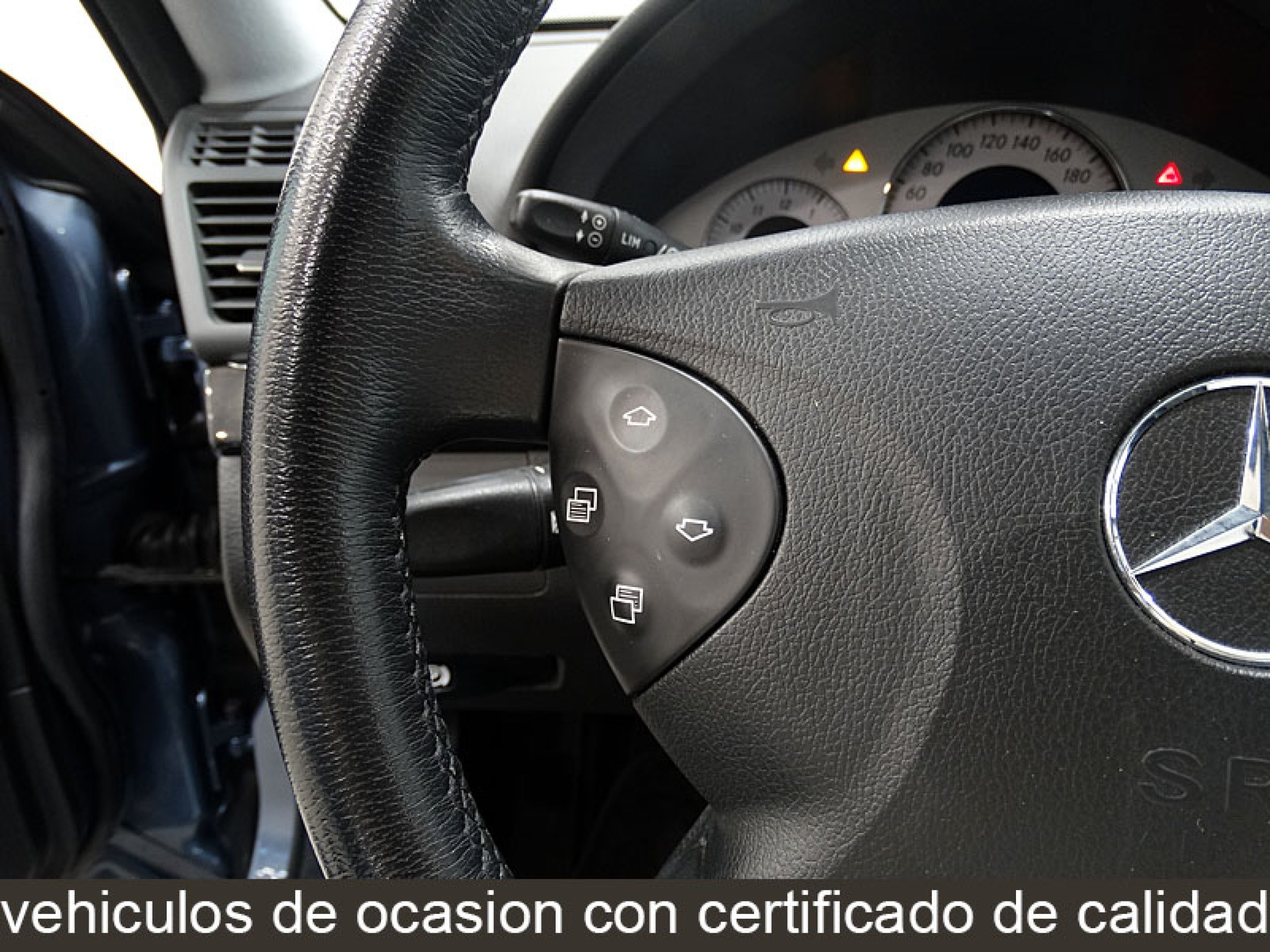 Foto Mercedes-Benz E 280 37