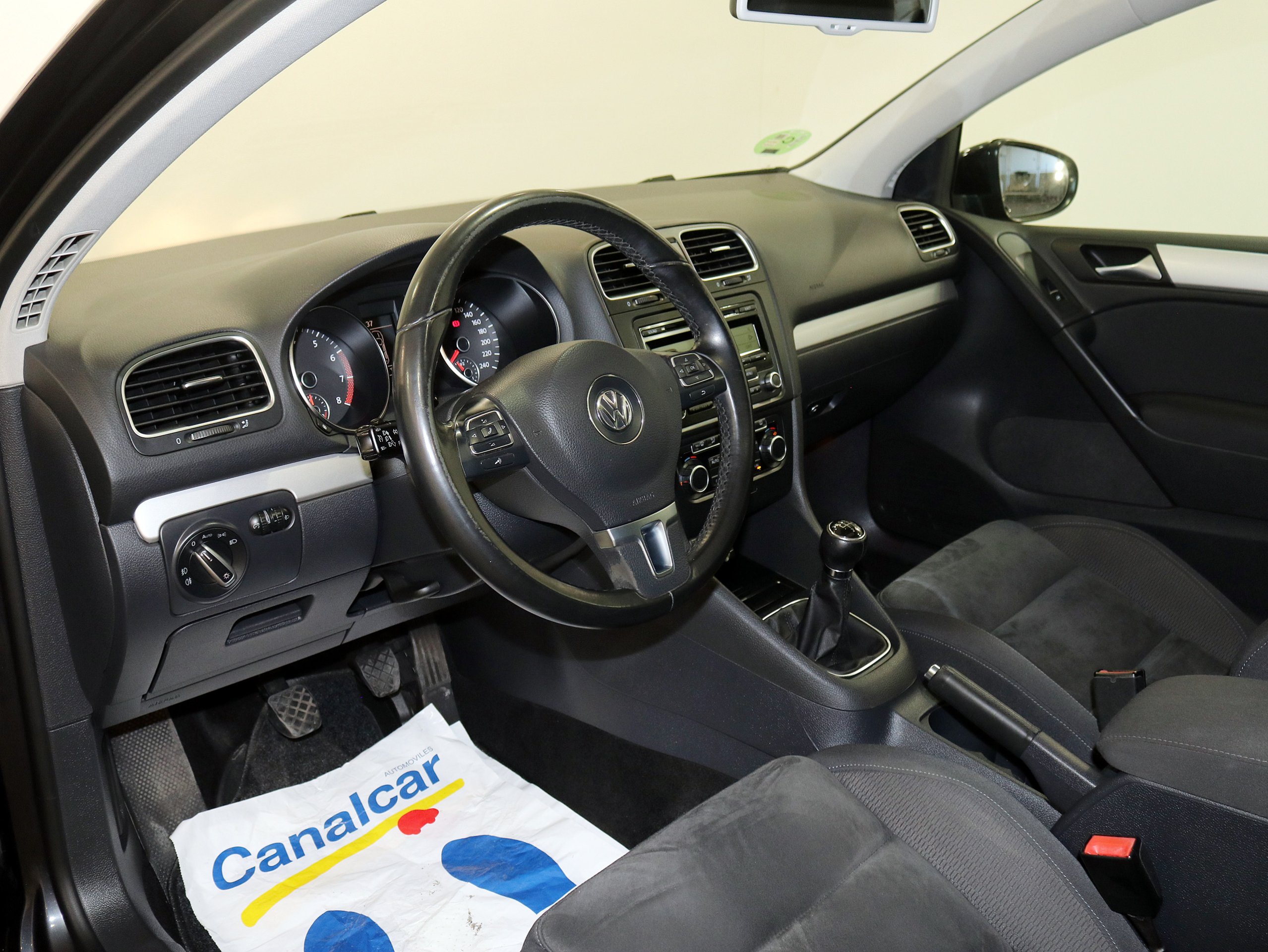 Foto Volkswagen Golf 18