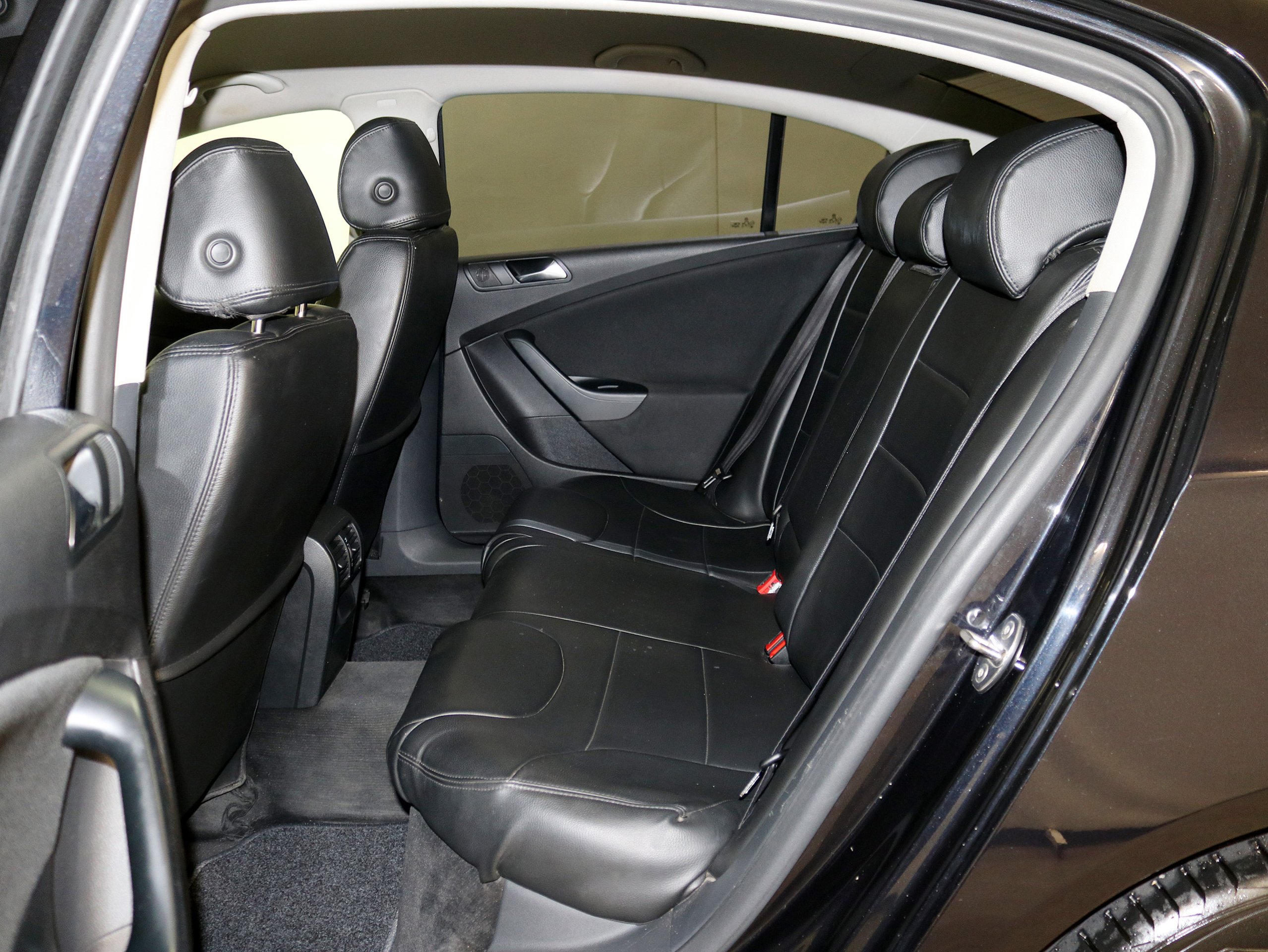 Foto Volkswagen Passat 11