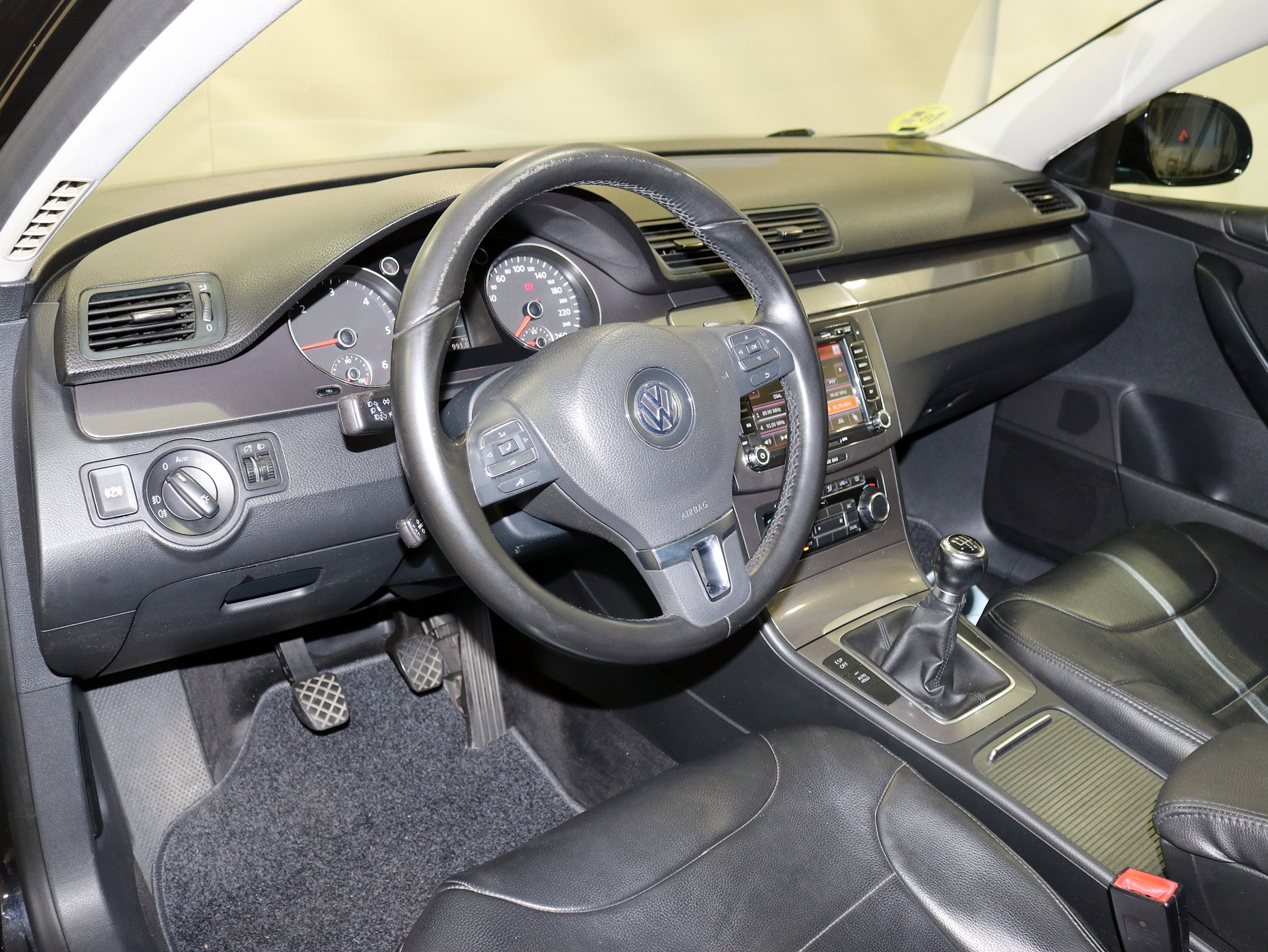 Foto Volkswagen Passat 13