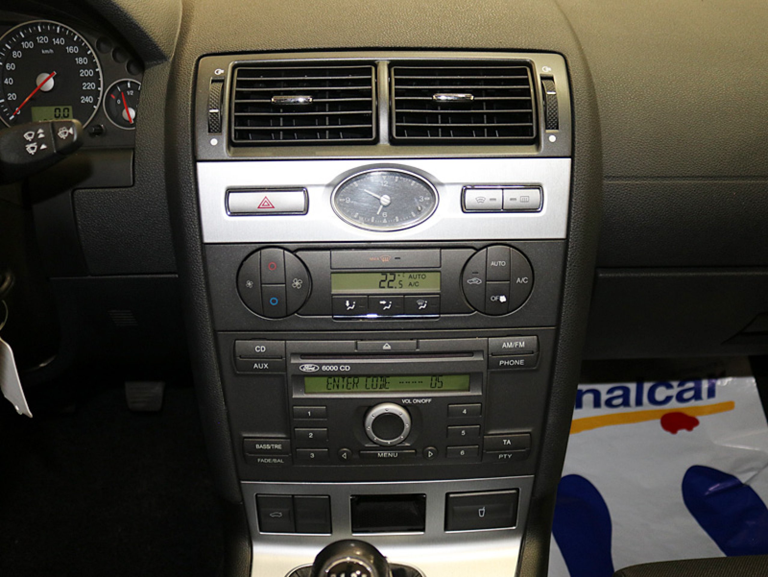 Foto Ford Mondeo 17 Foto Ford Mondeo 17