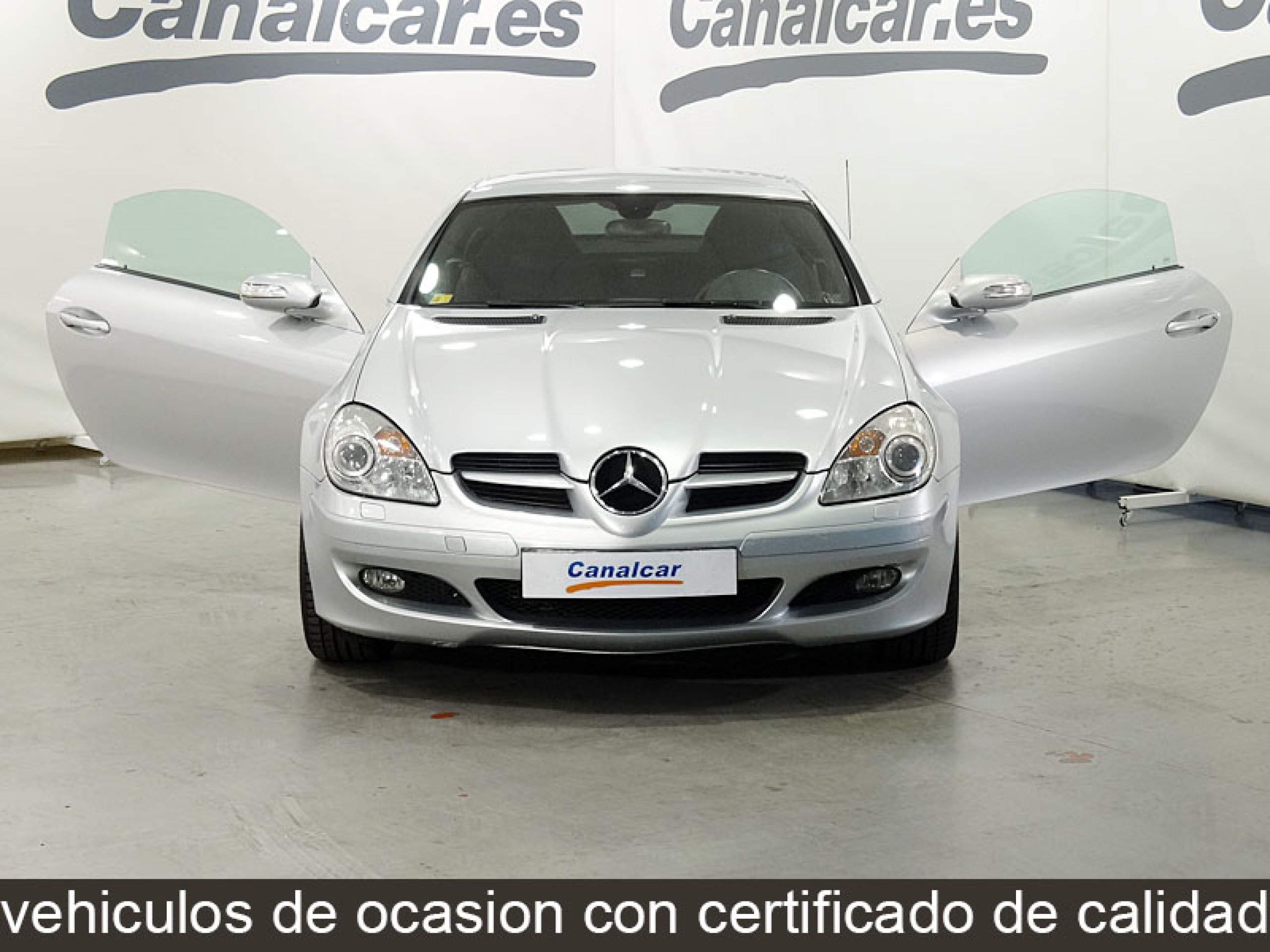 Foto Mercedes-Benz SLK 200 4 Foto Mercedes-Benz SLK 200 4