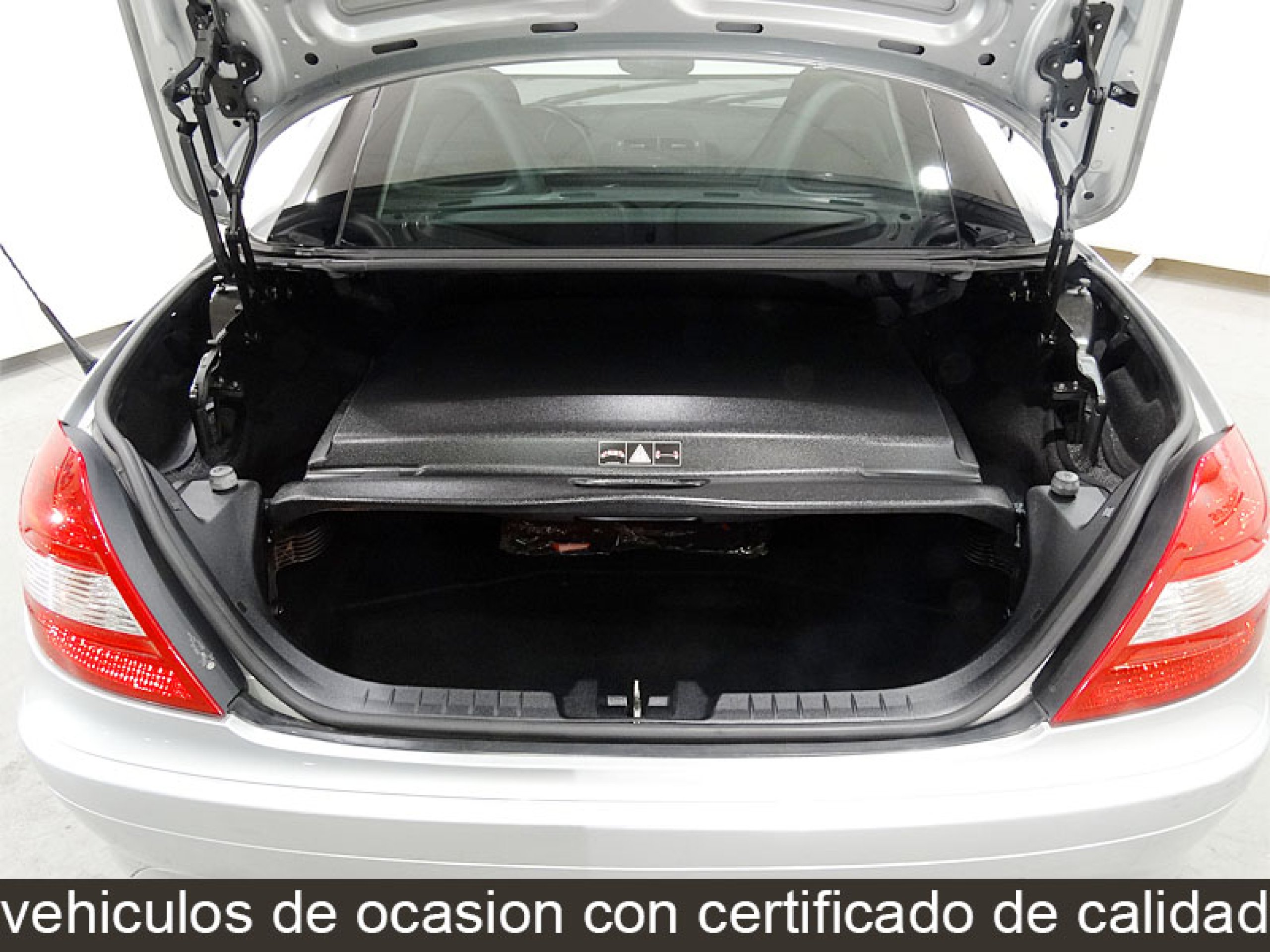 Foto Mercedes-Benz SLK 200 15 Foto Mercedes-Benz SLK 200 15