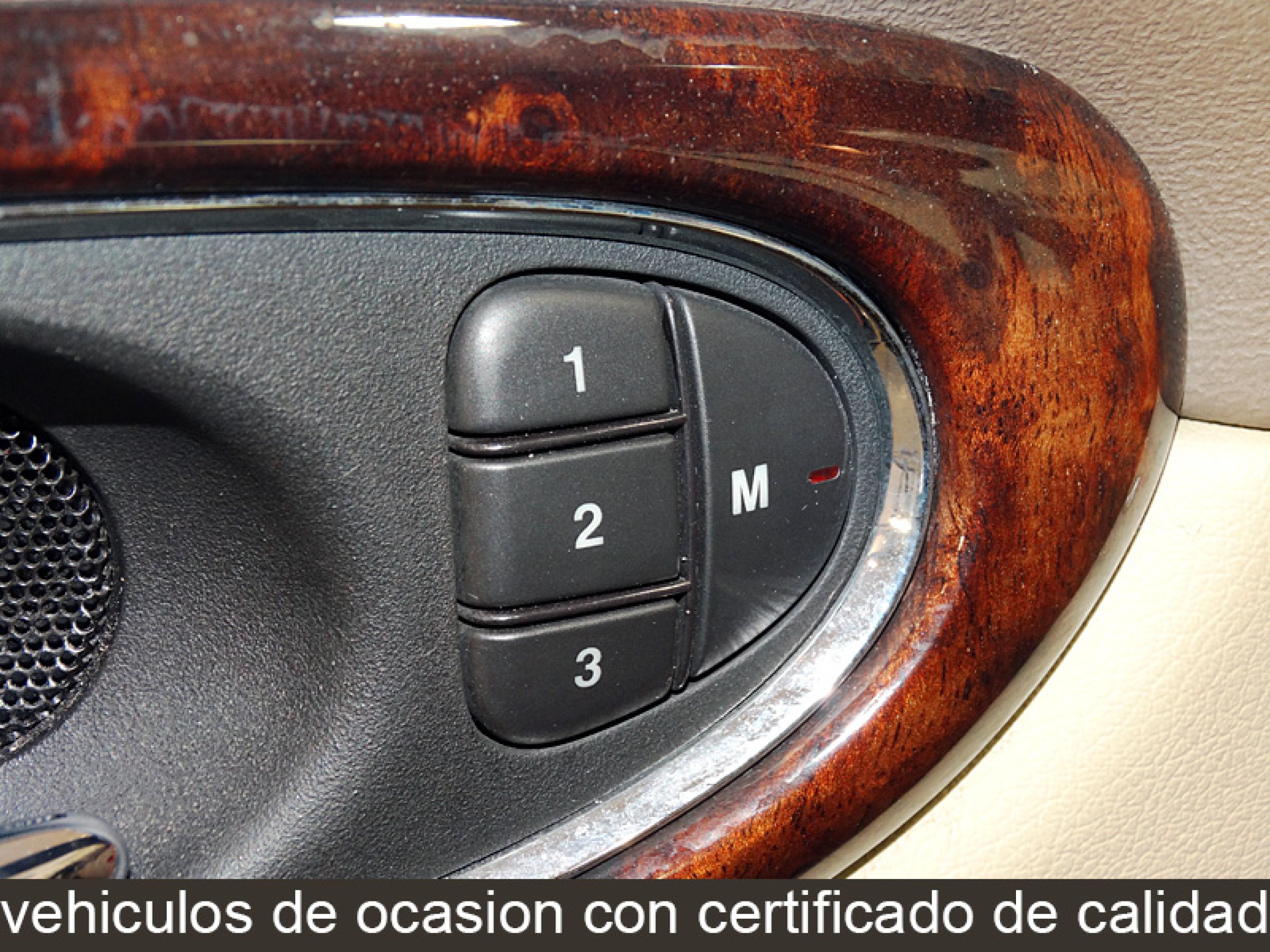 Foto Jaguar XJ 27