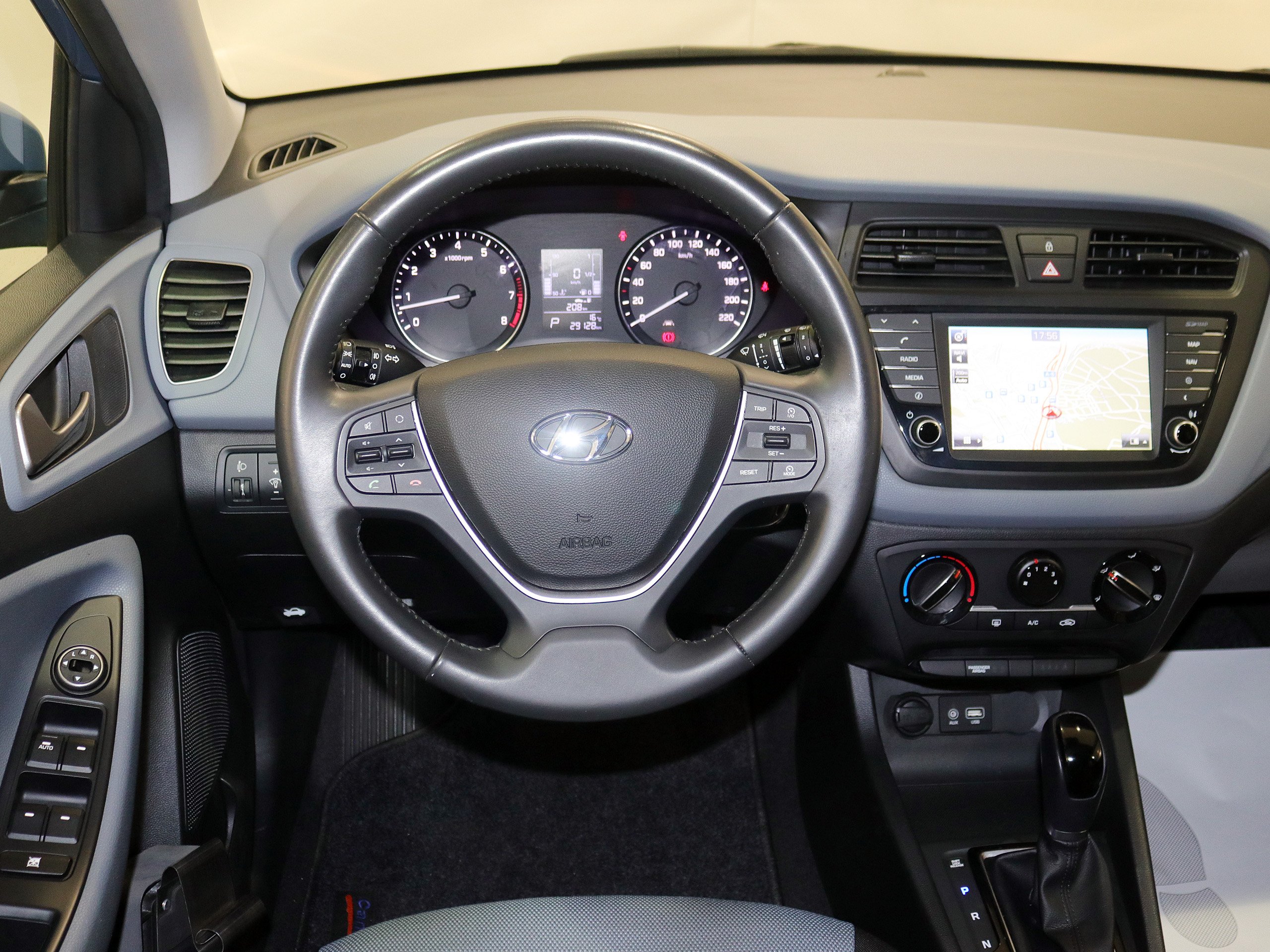 Foto Hyundai i20 24