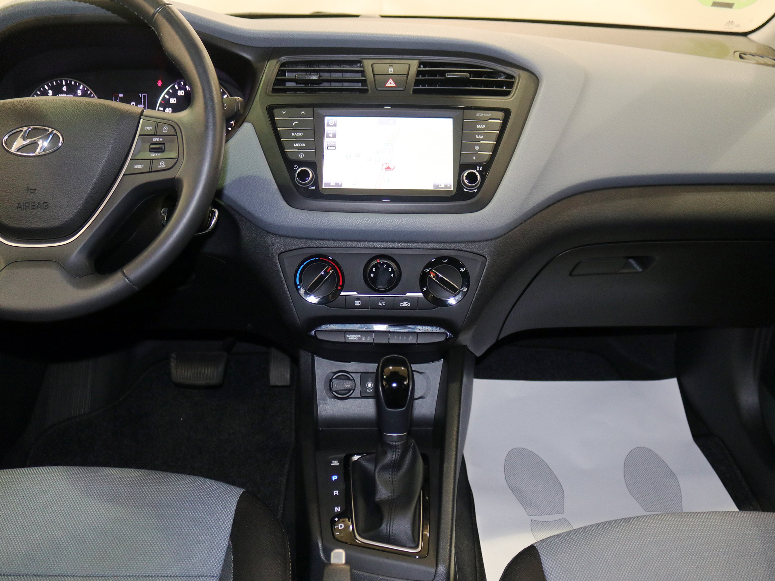 Foto Hyundai i20 25