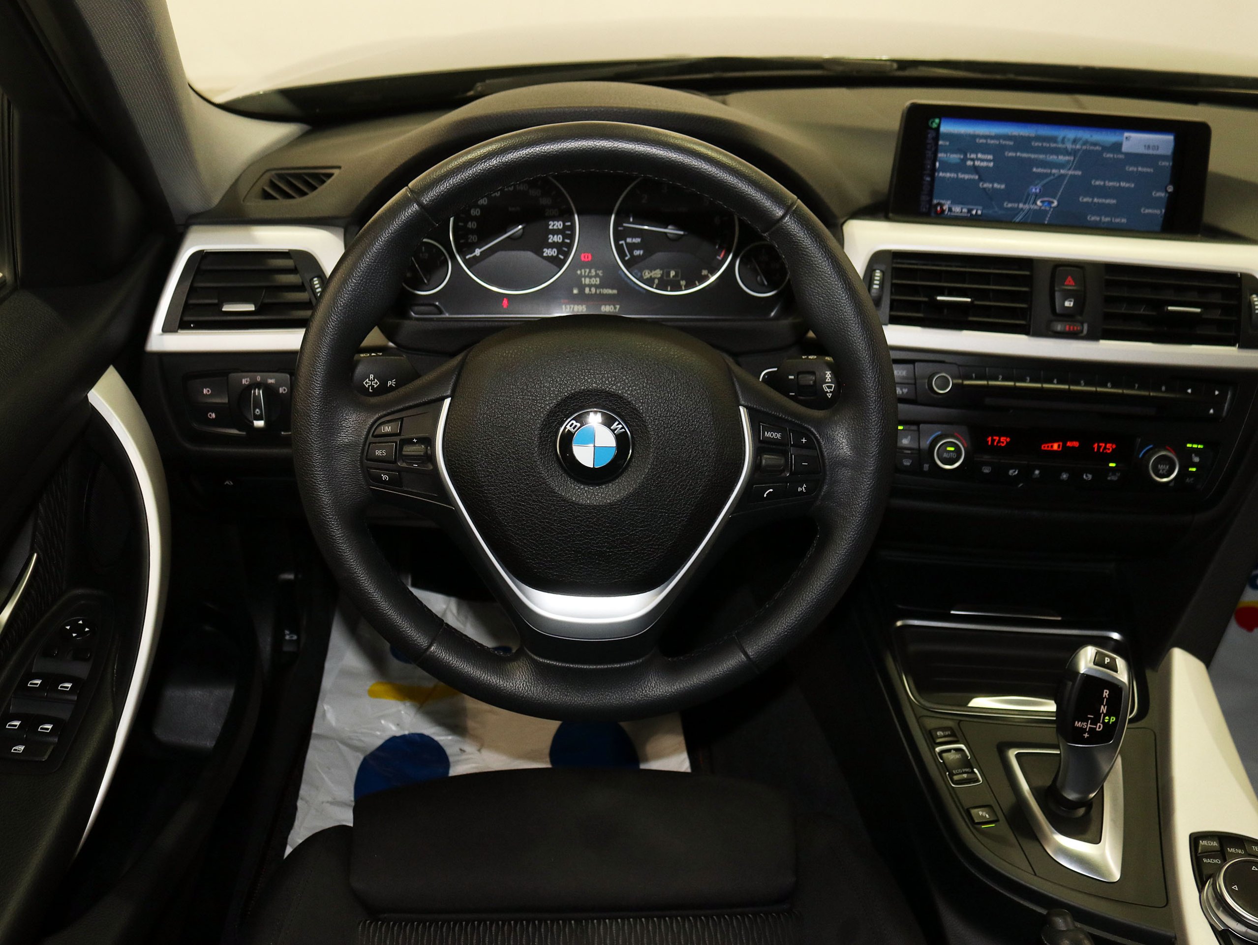 Foto Bmw 320 30