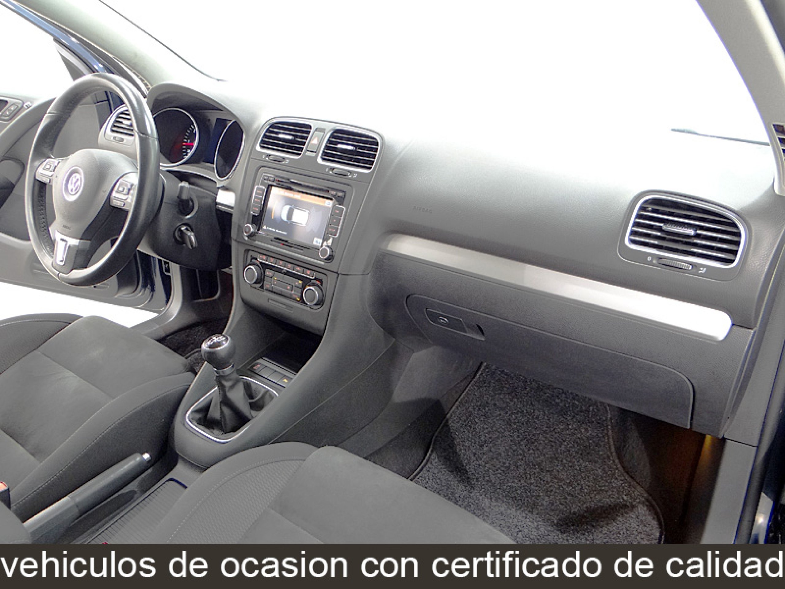 Foto Volkswagen Golf 28