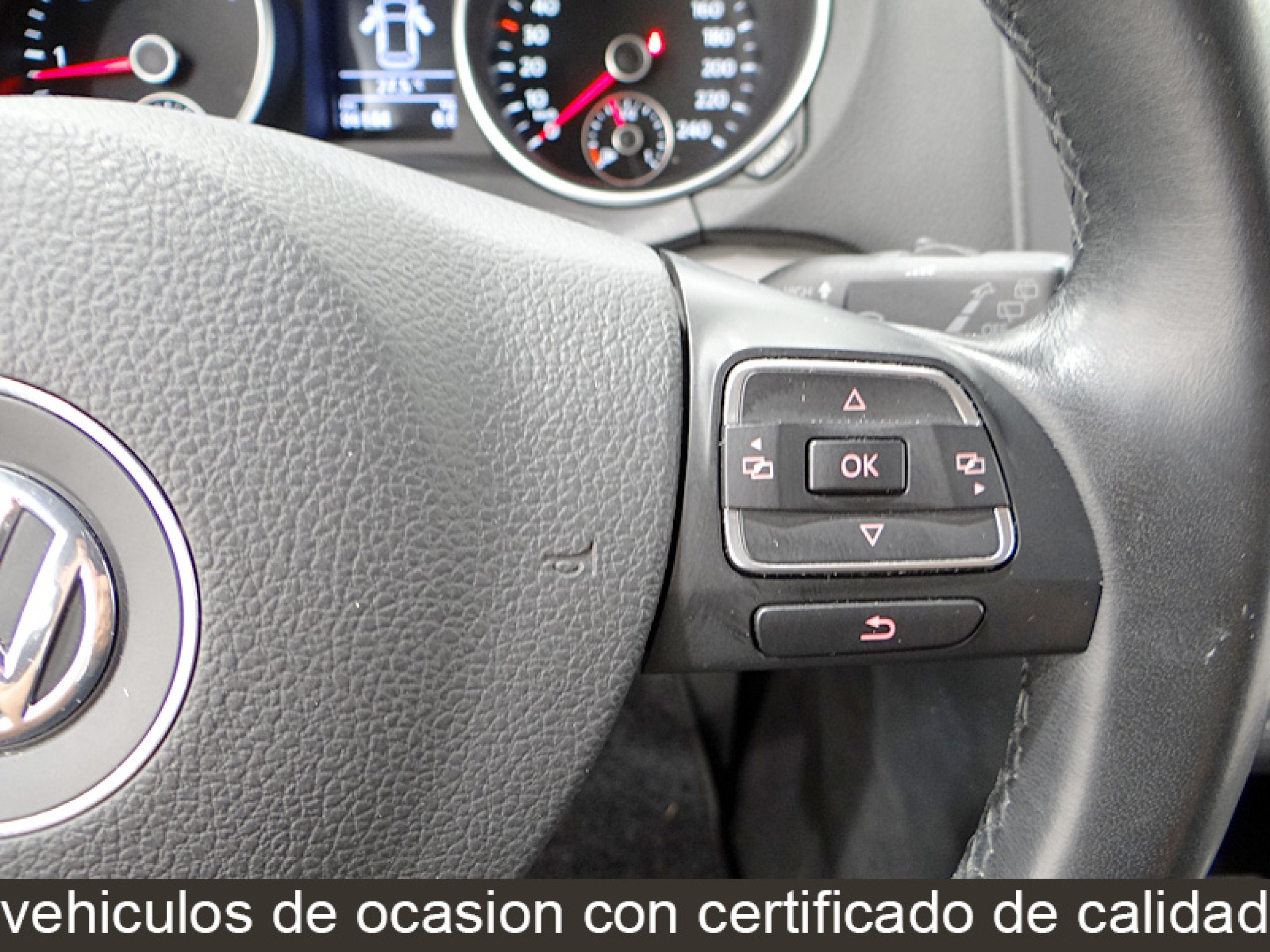 Foto Volkswagen Golf 33
