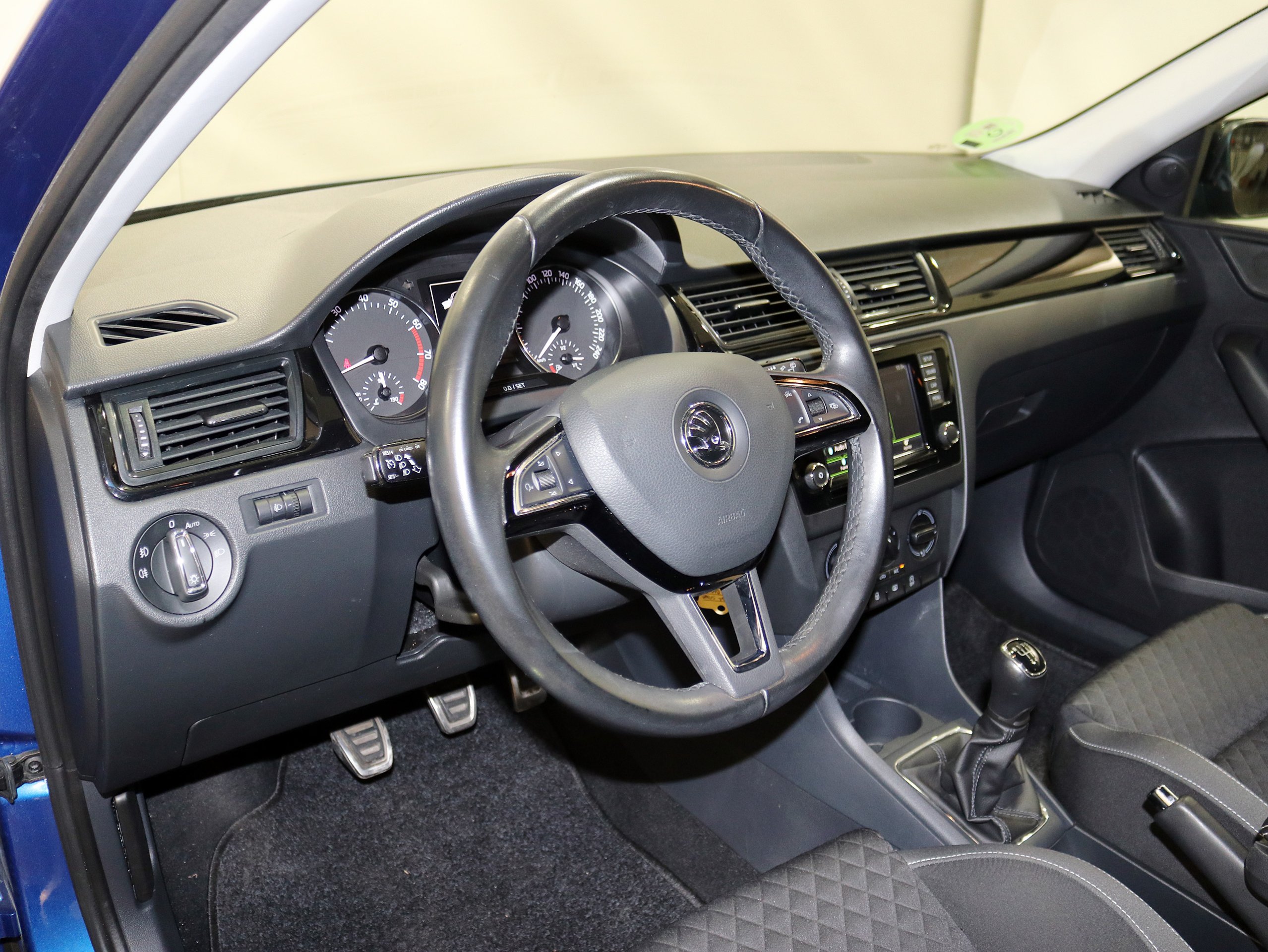Foto Skoda Spaceback 25