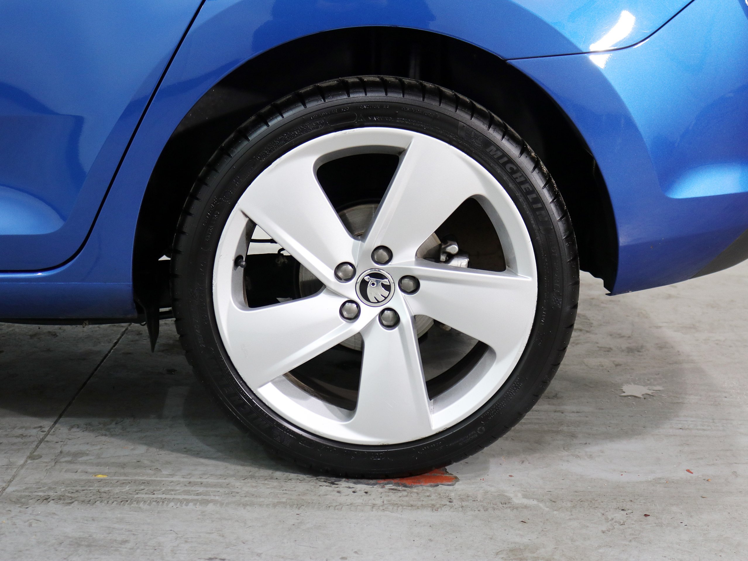 Foto Skoda Spaceback 41