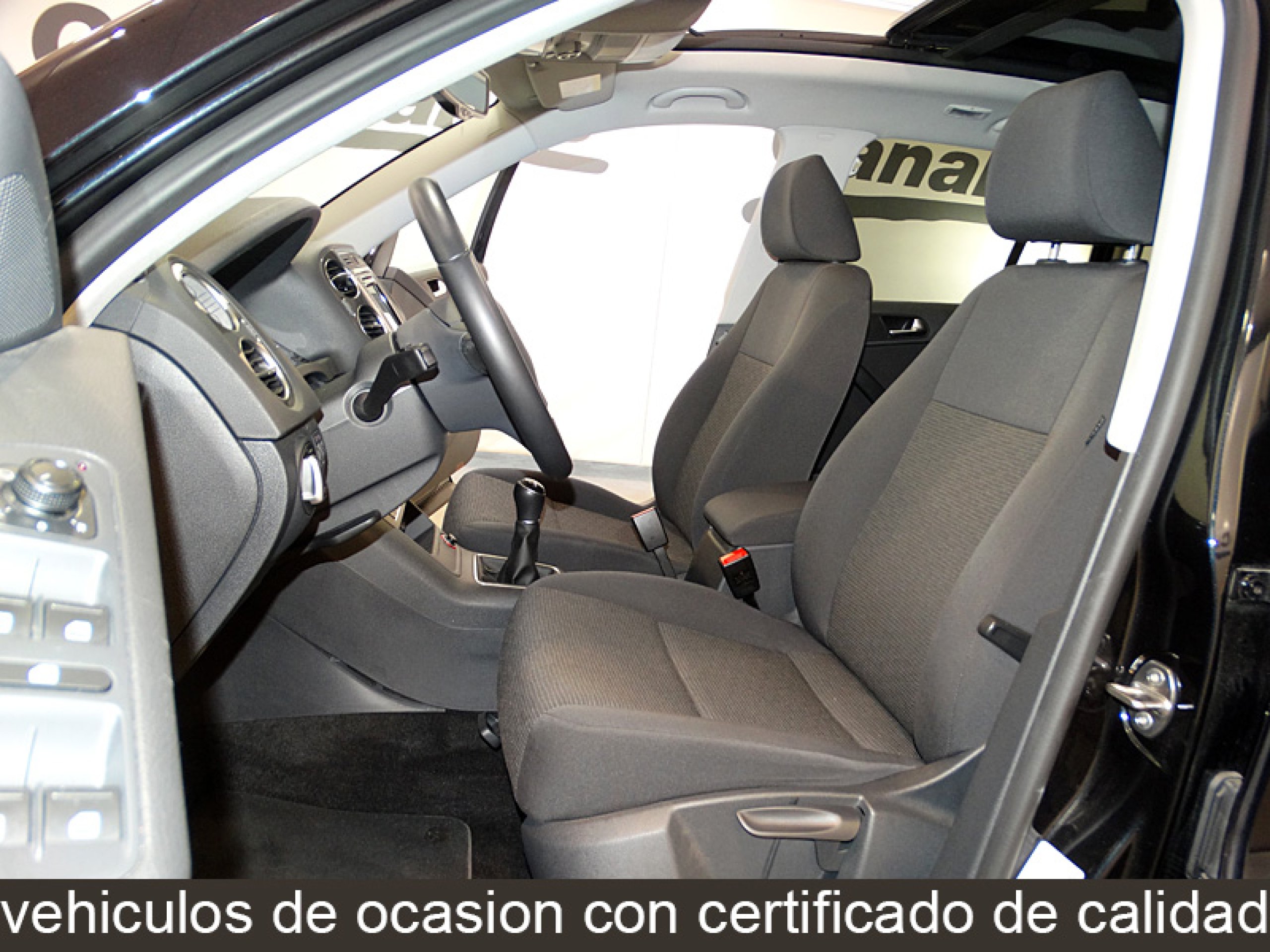 Foto Volkswagen Tiguan 17