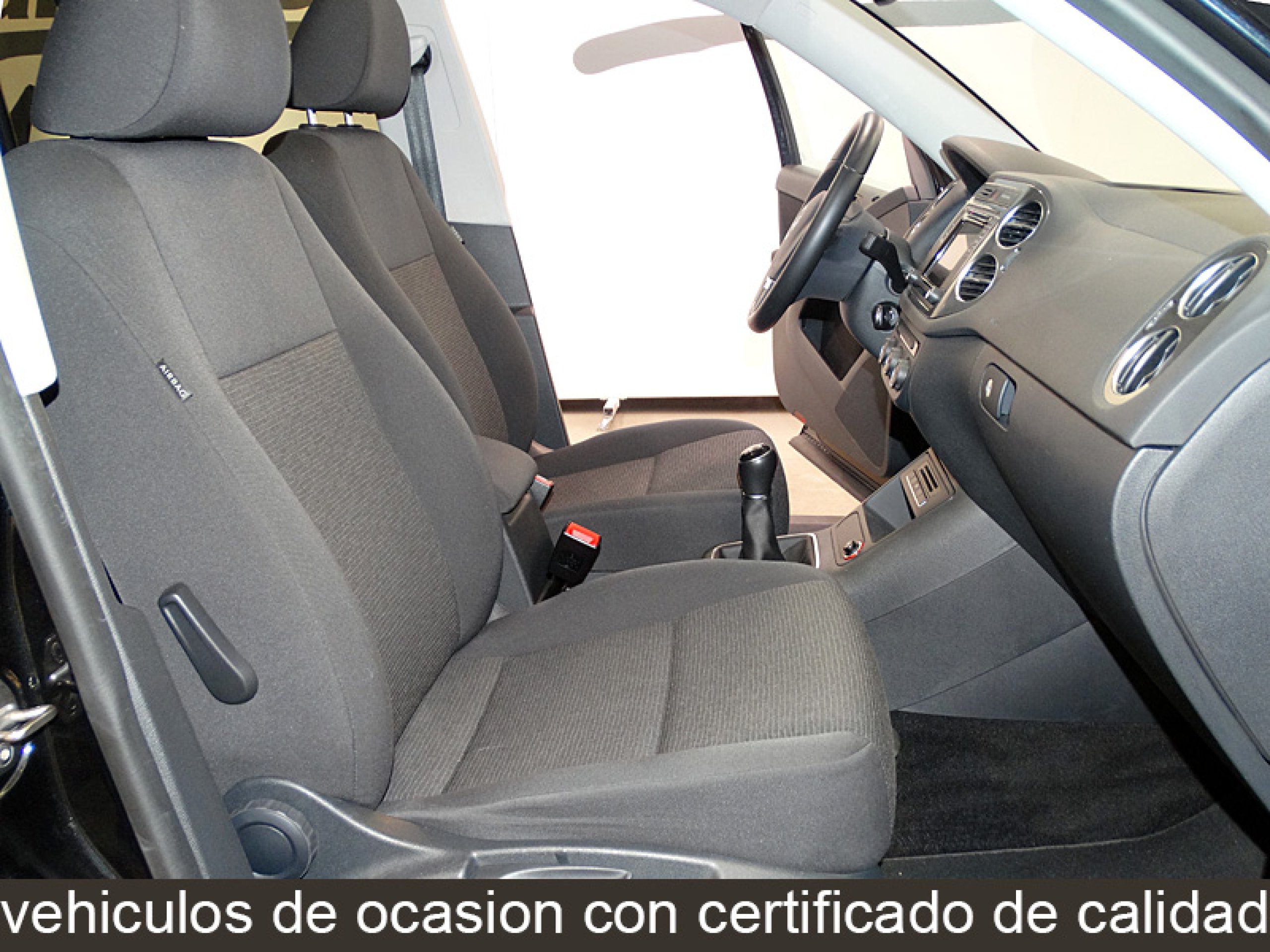 Foto Volkswagen Tiguan 19
