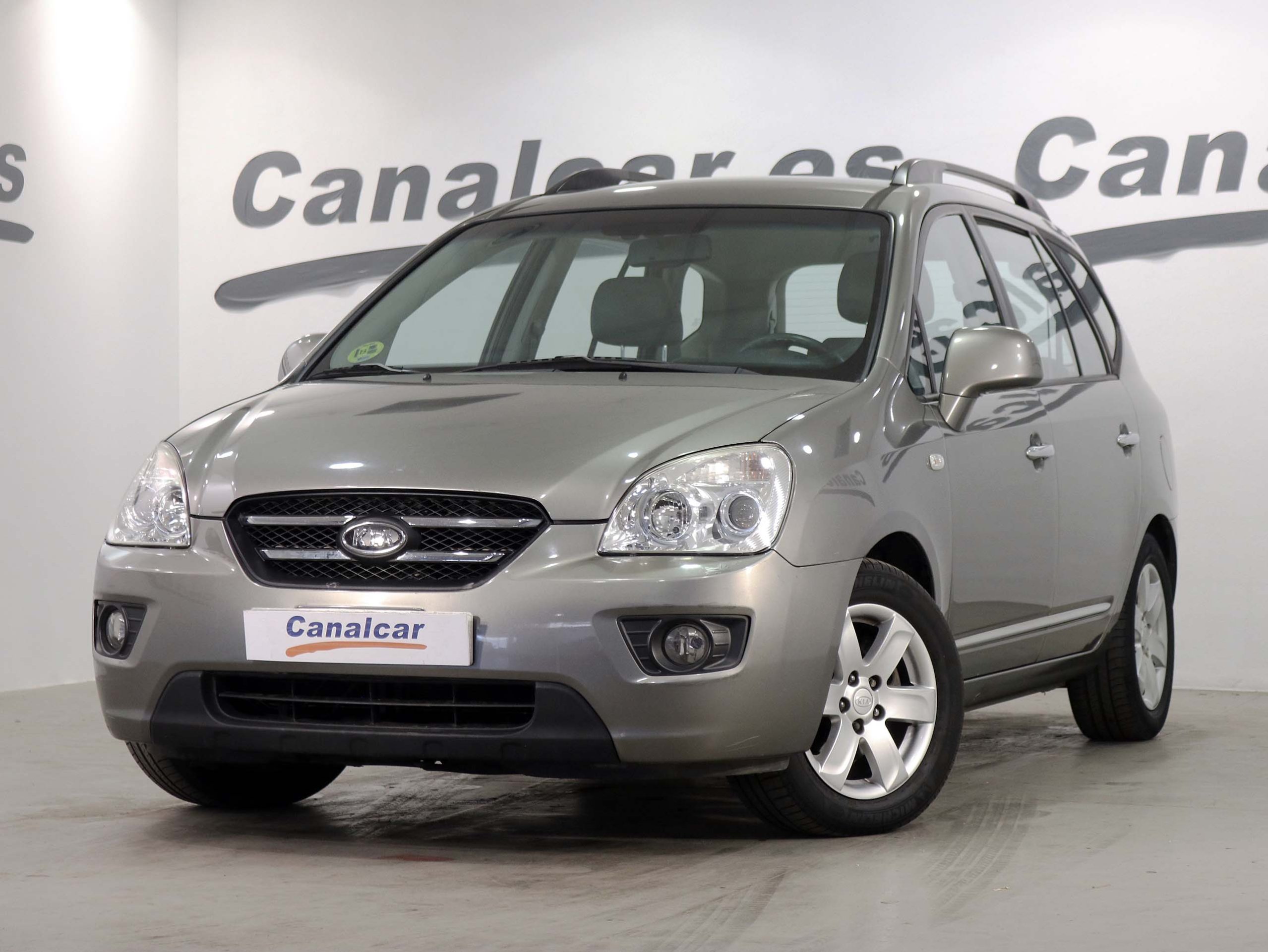 Foto Kia Carens 1 Foto Kia Carens 1