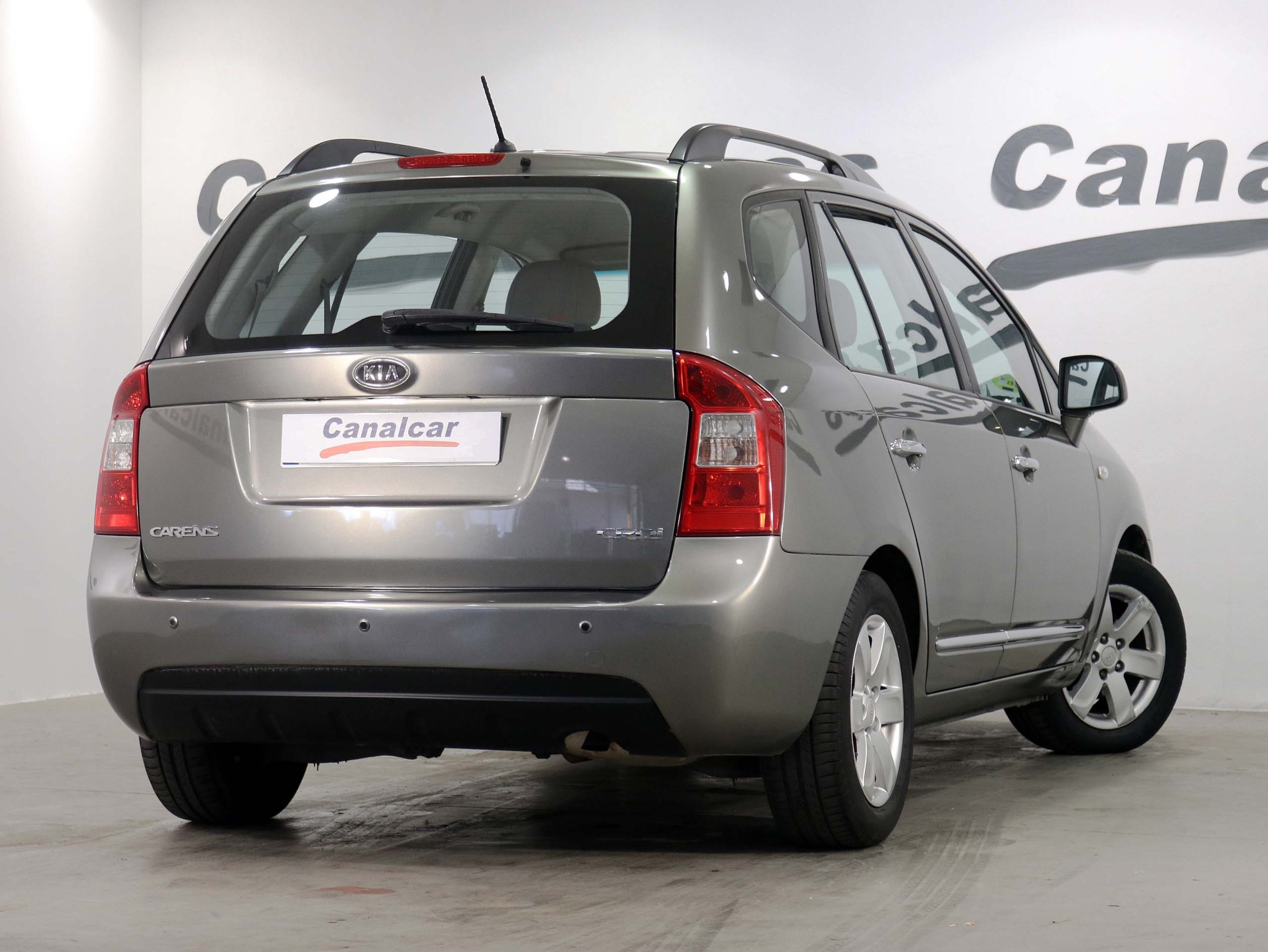 Foto Kia Carens 6 Foto Kia Carens 6
