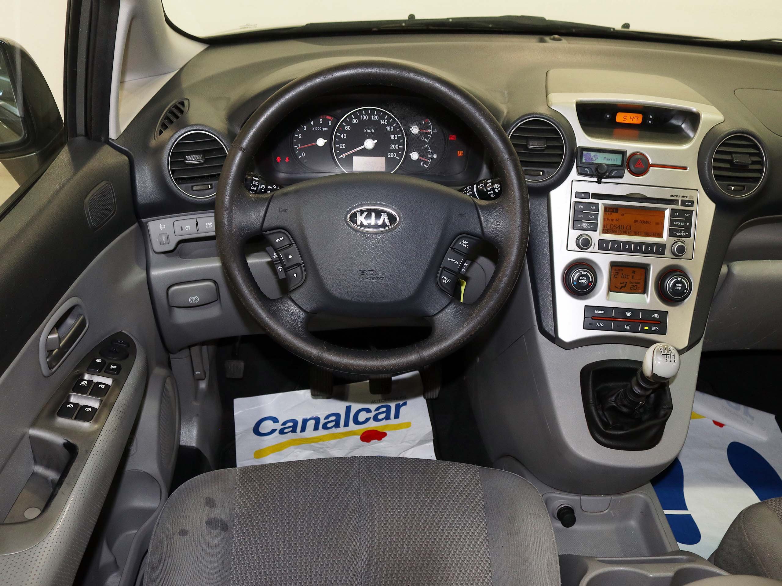 Foto Kia Carens 23 Foto Kia Carens 23