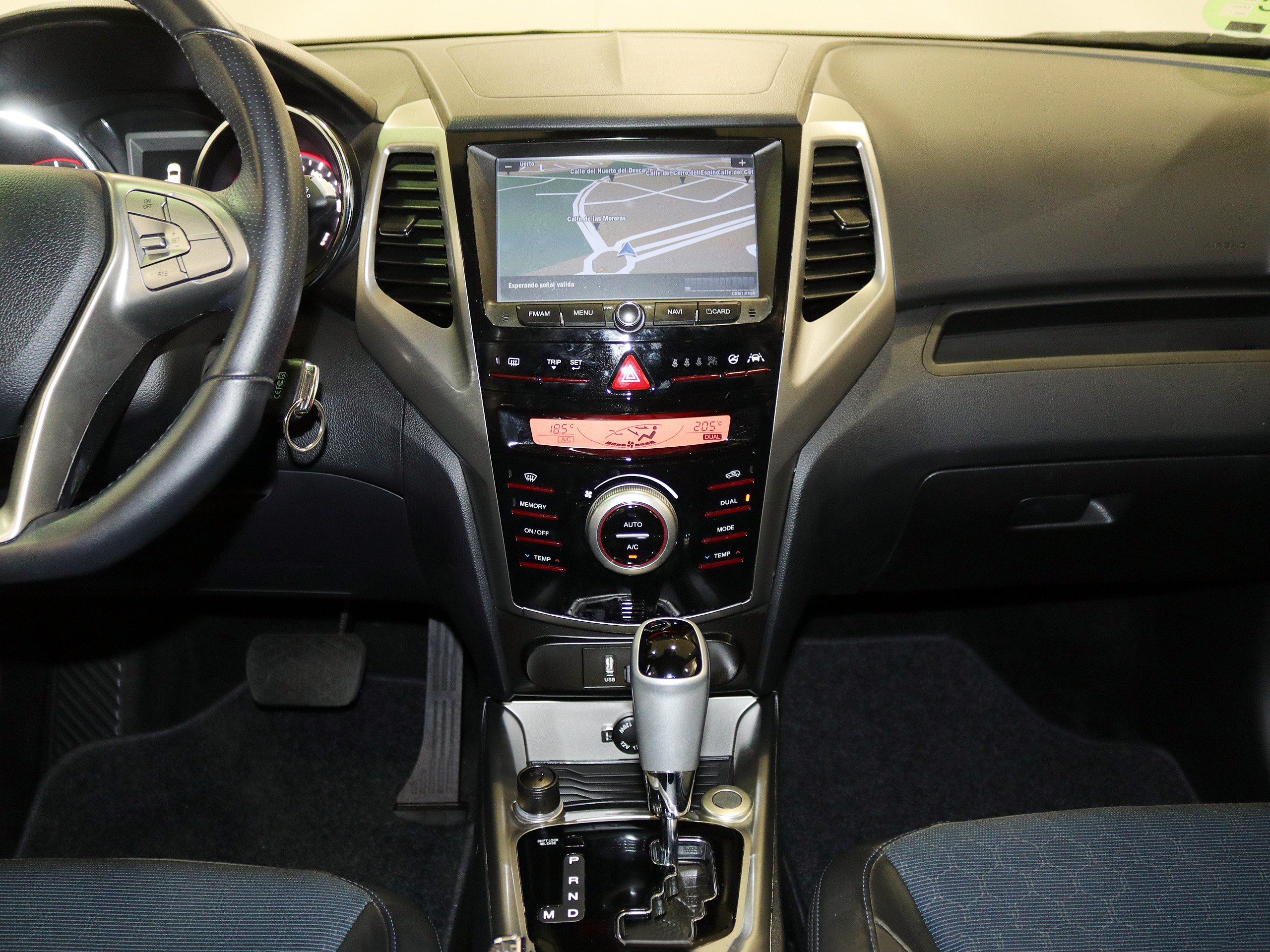 Foto Ssangyong Tivoli 26