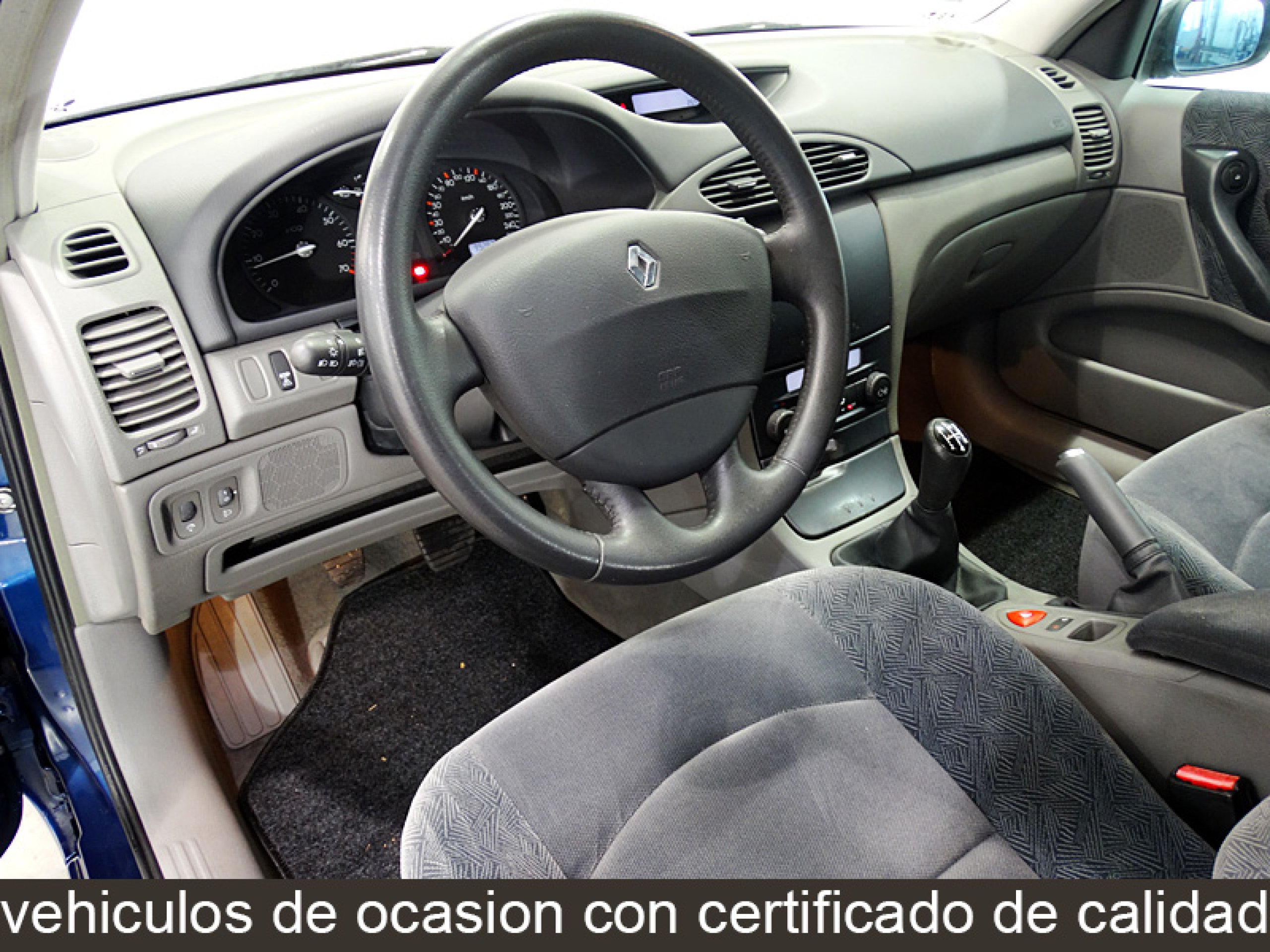 Foto Renault Laguna 10 Foto Renault Laguna 10