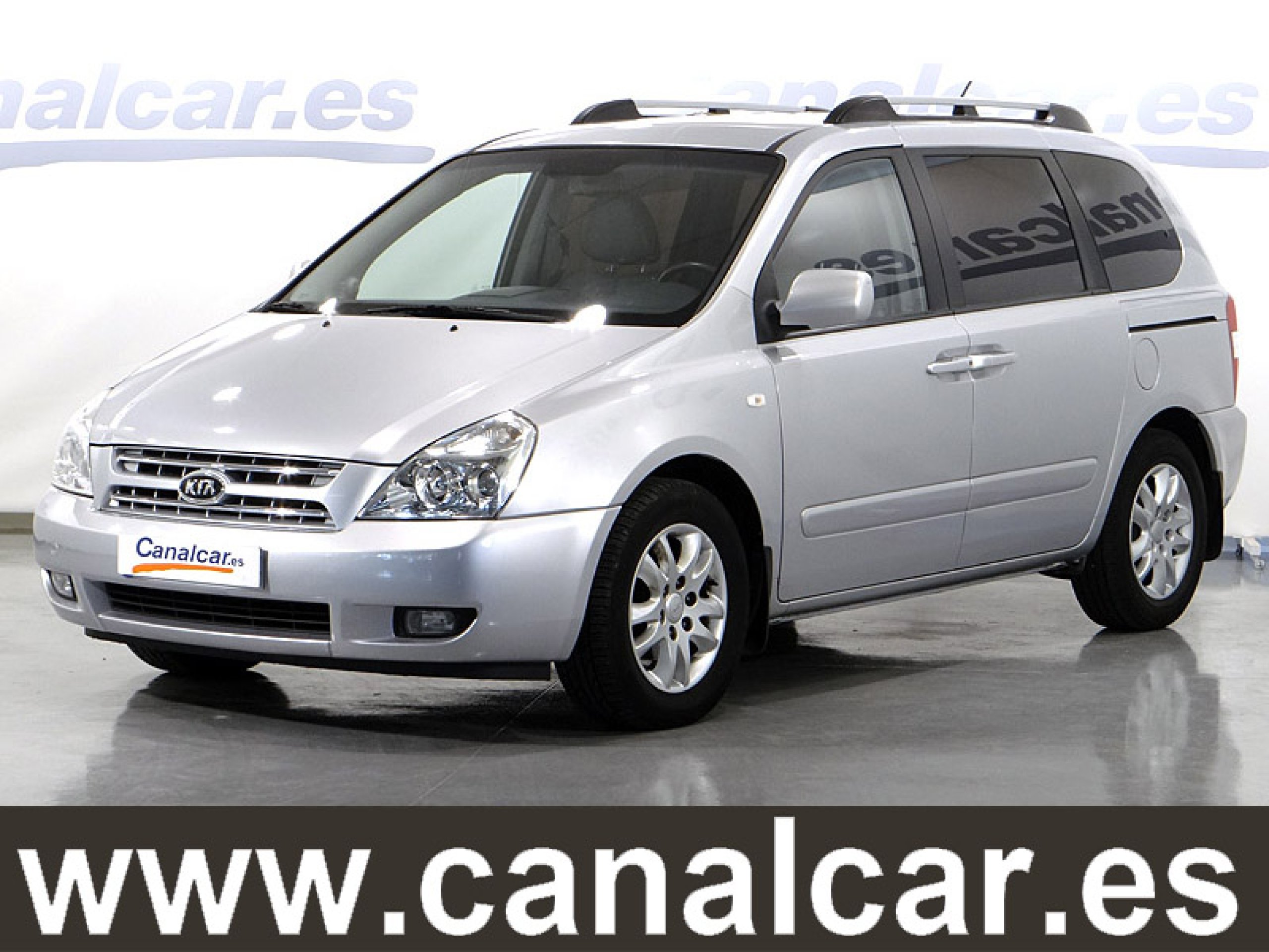 Foto Kia Carnival 1