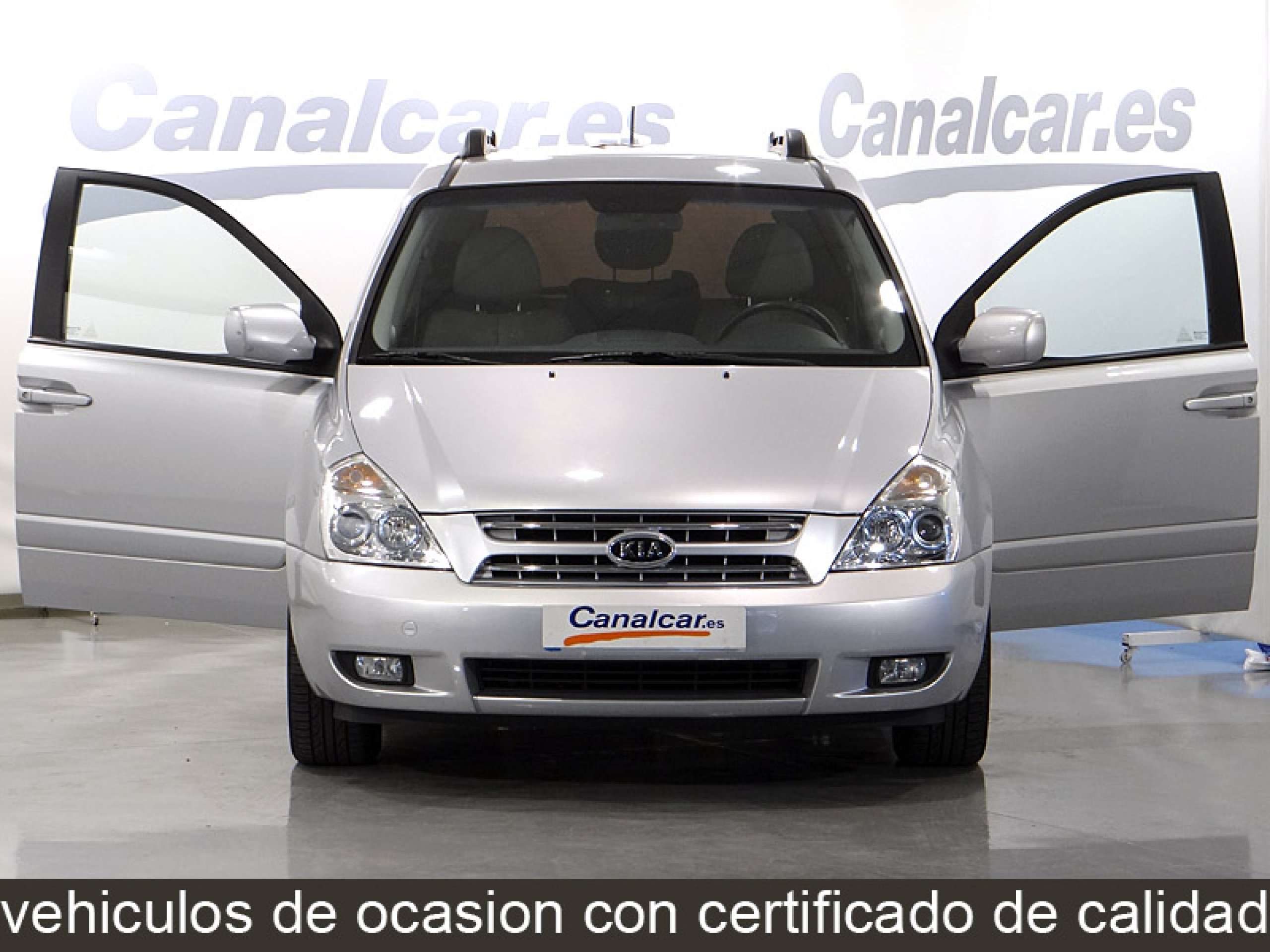 Foto Kia Carnival 3