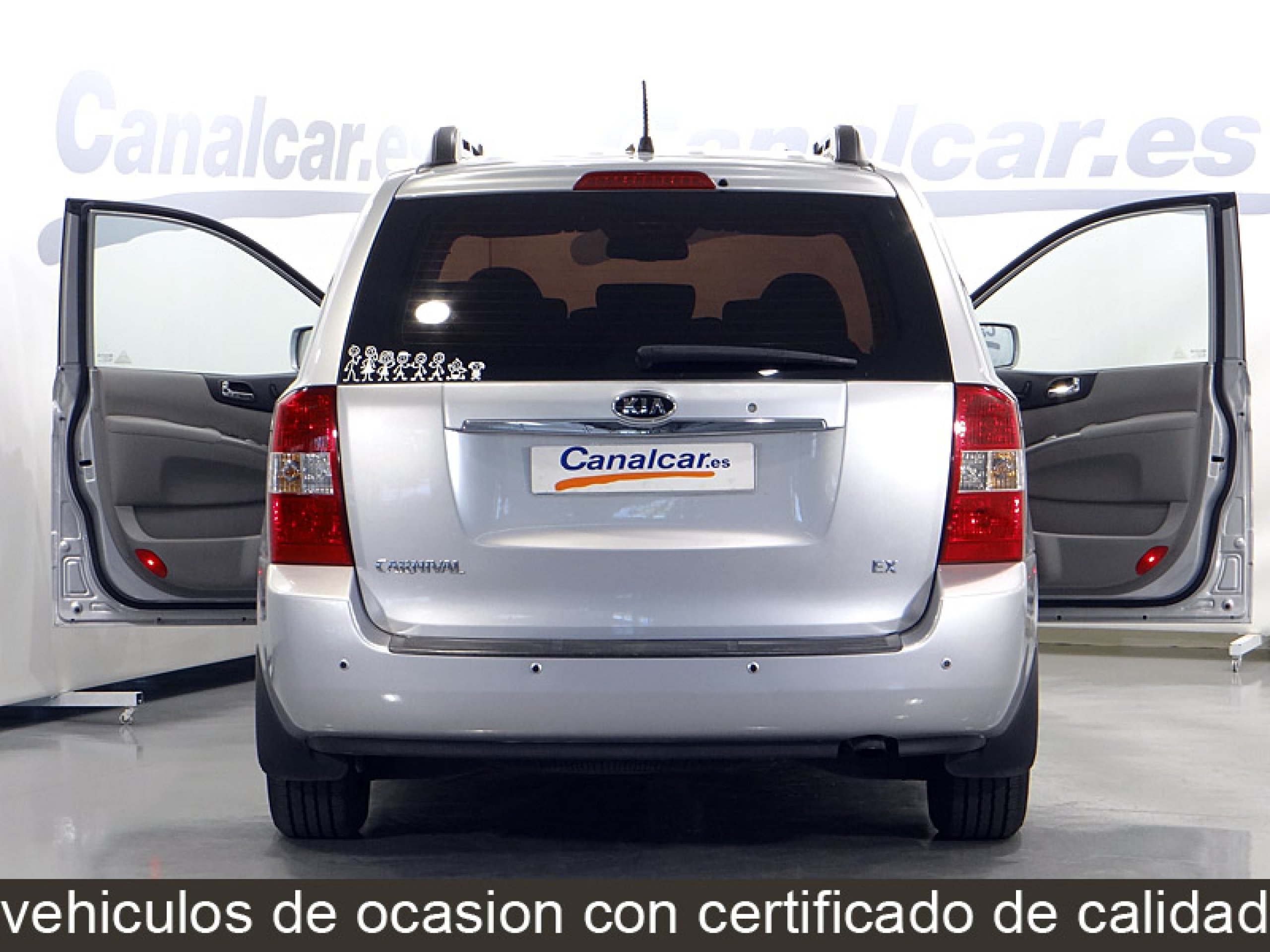 Foto Kia Carnival 9