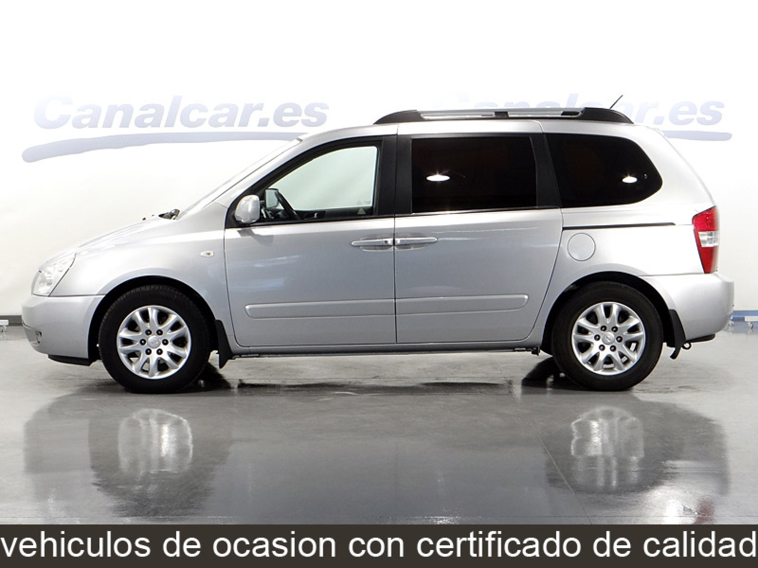 Foto Kia Carnival 13