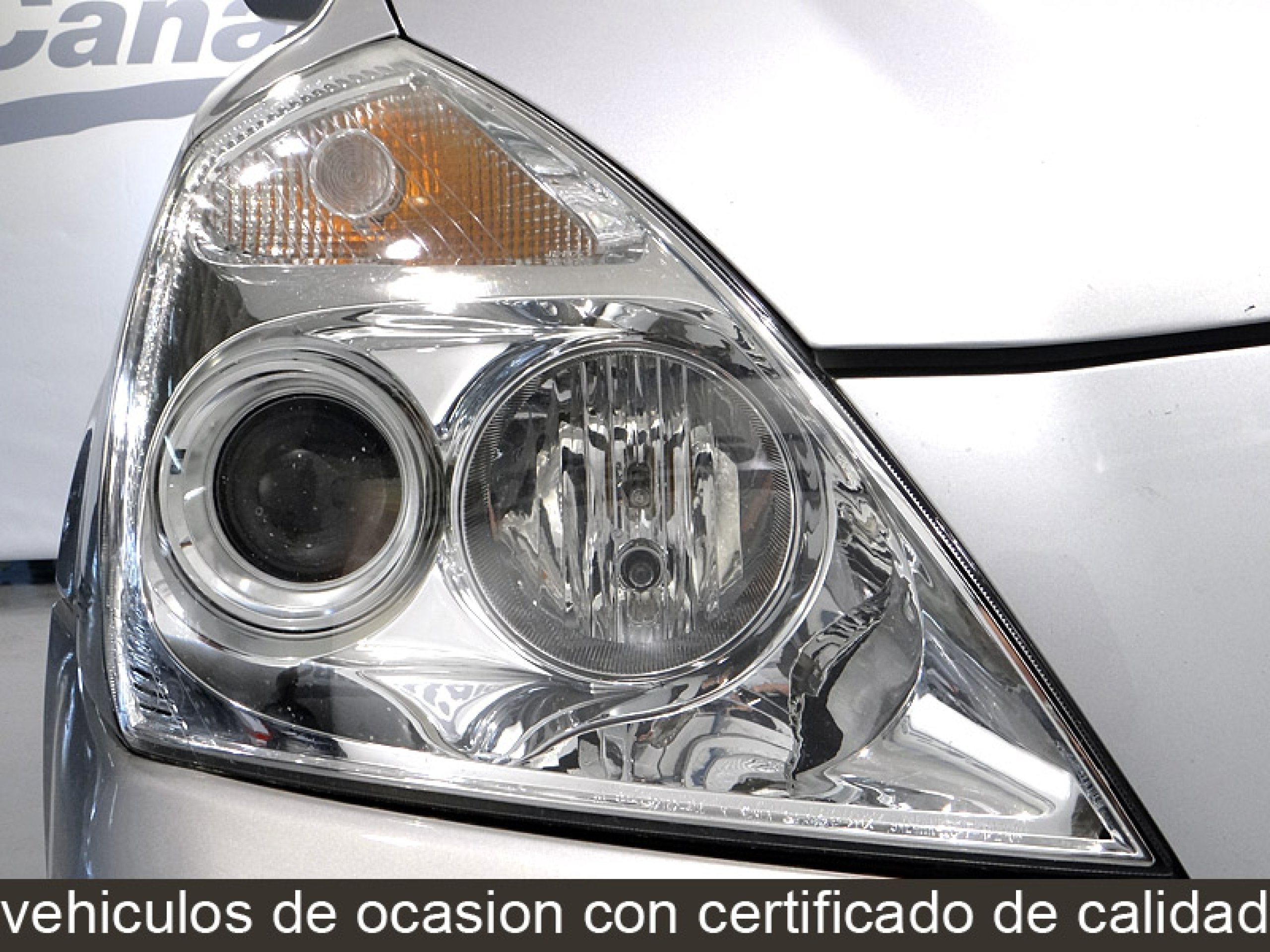 Foto Kia Carnival 14