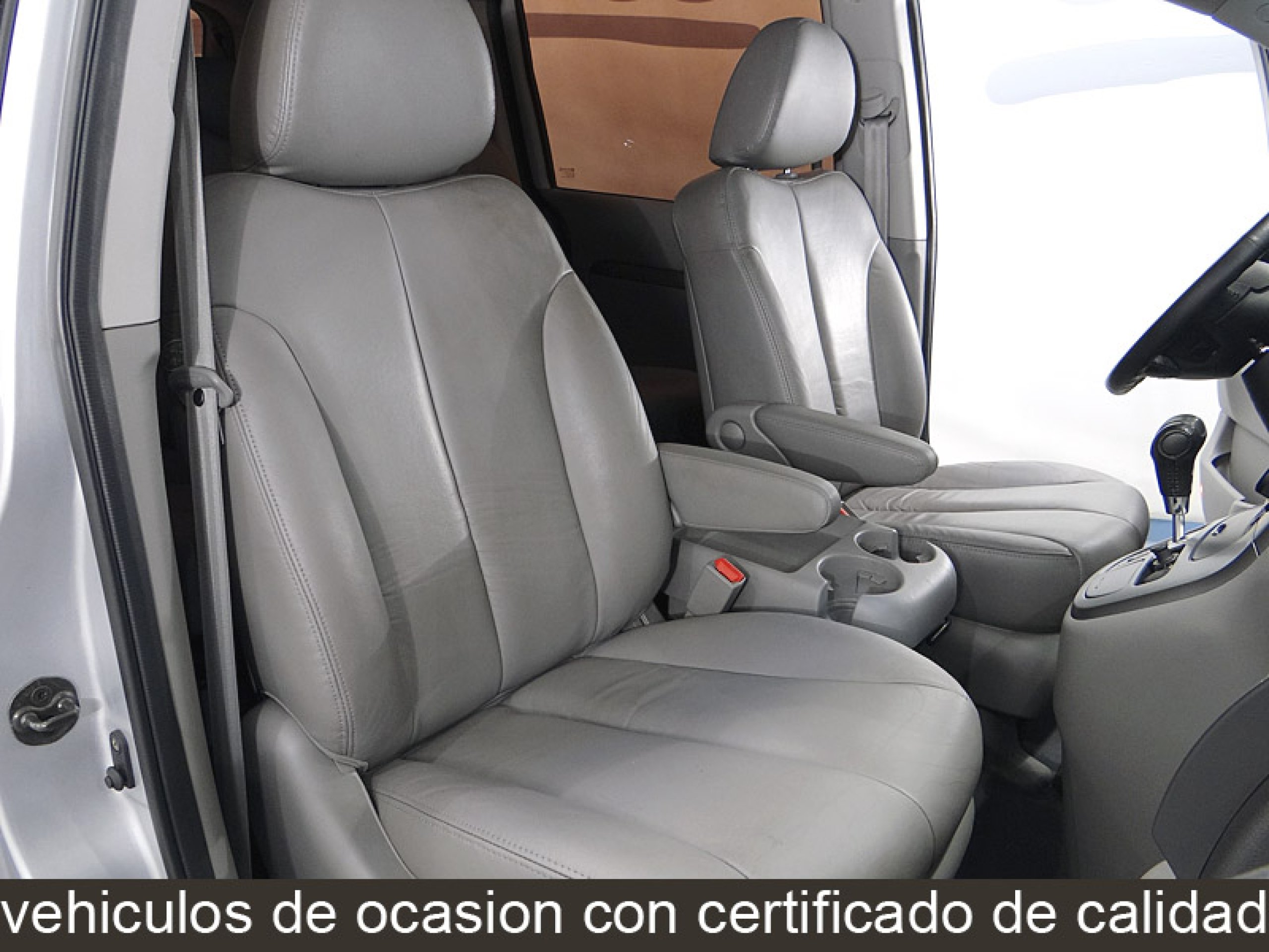Foto Kia Carnival 21